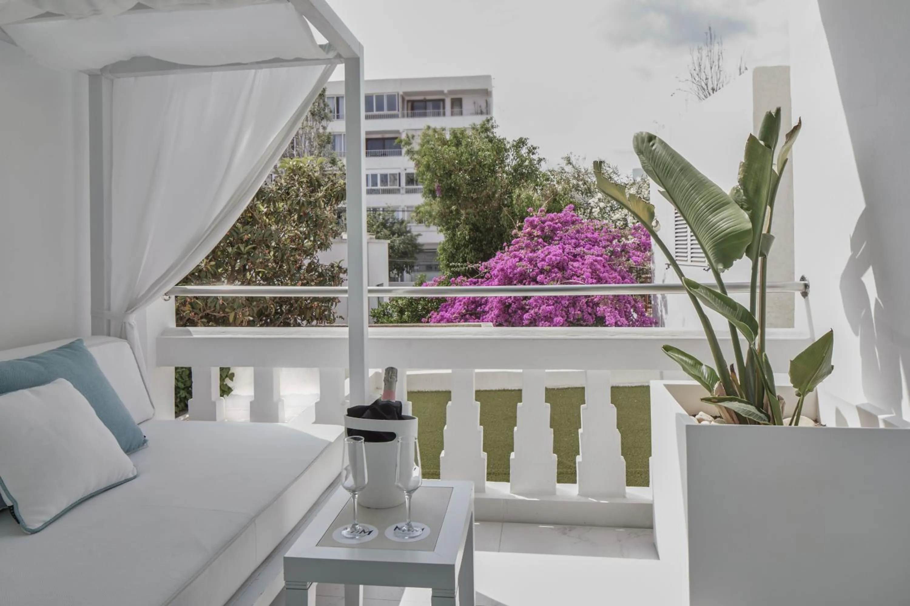 Bedroom in Hotel MiM Ibiza & Spa - Adults Only