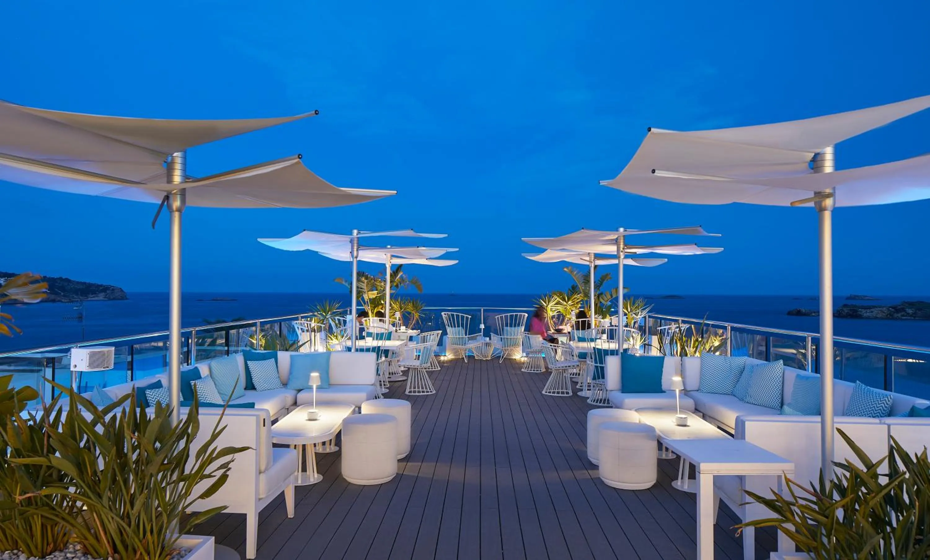 Lounge or bar in Hotel MiM Ibiza & Spa - Adults Only