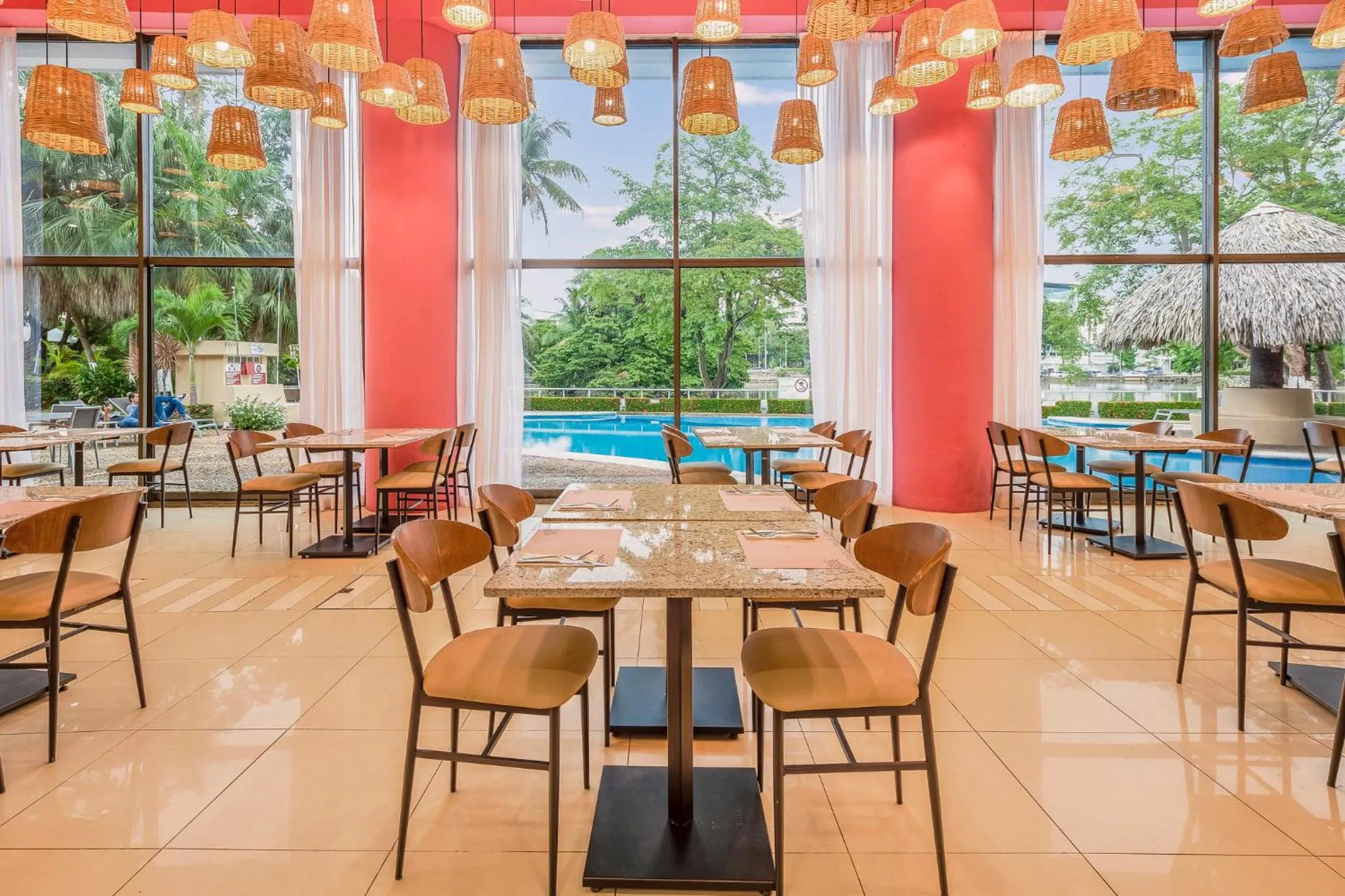 Restaurant/places to eat in Fiesta Inn Villahermosa Cencali