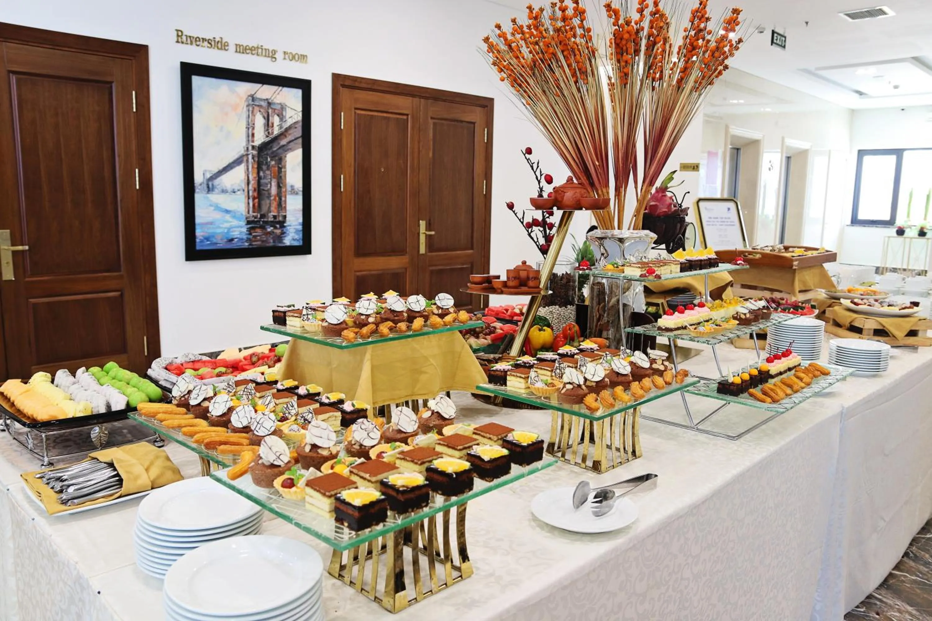 Food and drinks in Balcona Hotel Da Nang