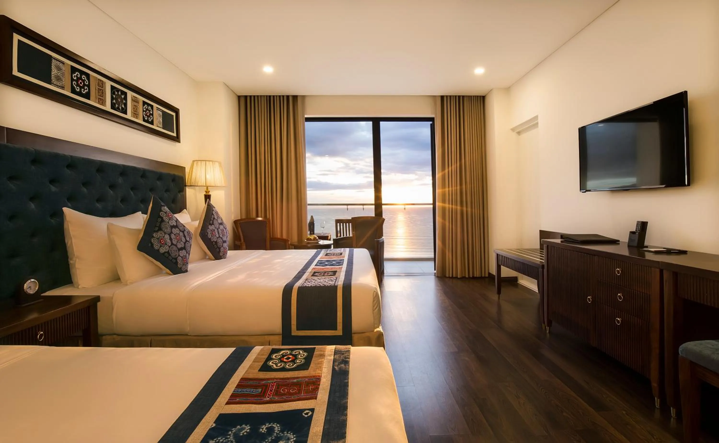 View (from property/room), Bed in Balcona Hotel Da Nang