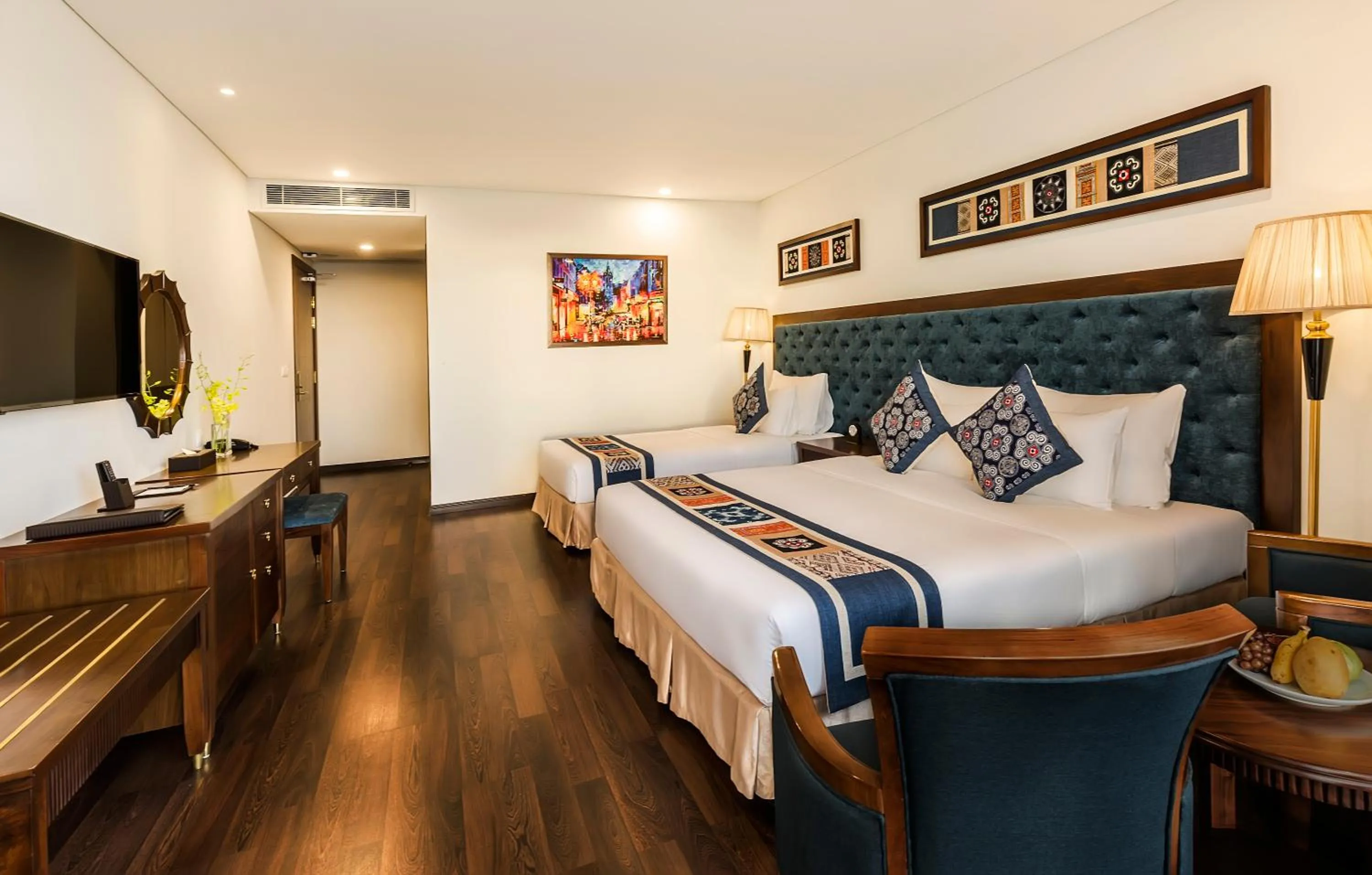 Photo of the whole room, Bed in Balcona Hotel Da Nang