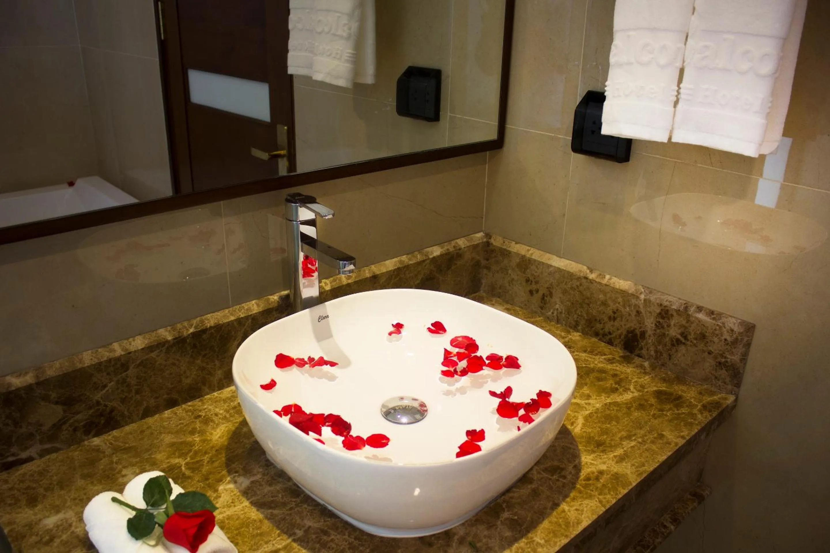 Bathroom in Balcona Hotel Da Nang