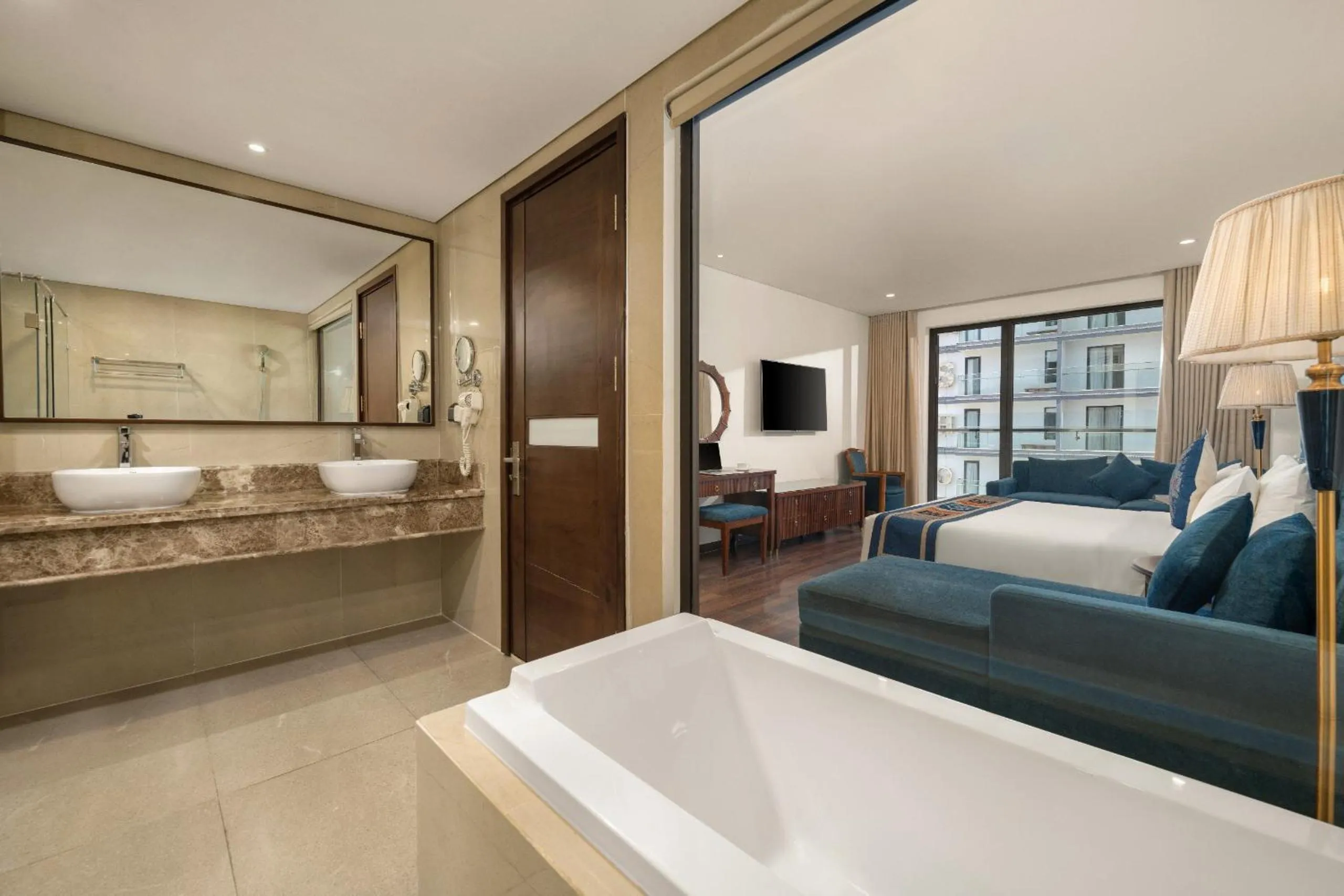 Bed in Balcona Hotel Da Nang