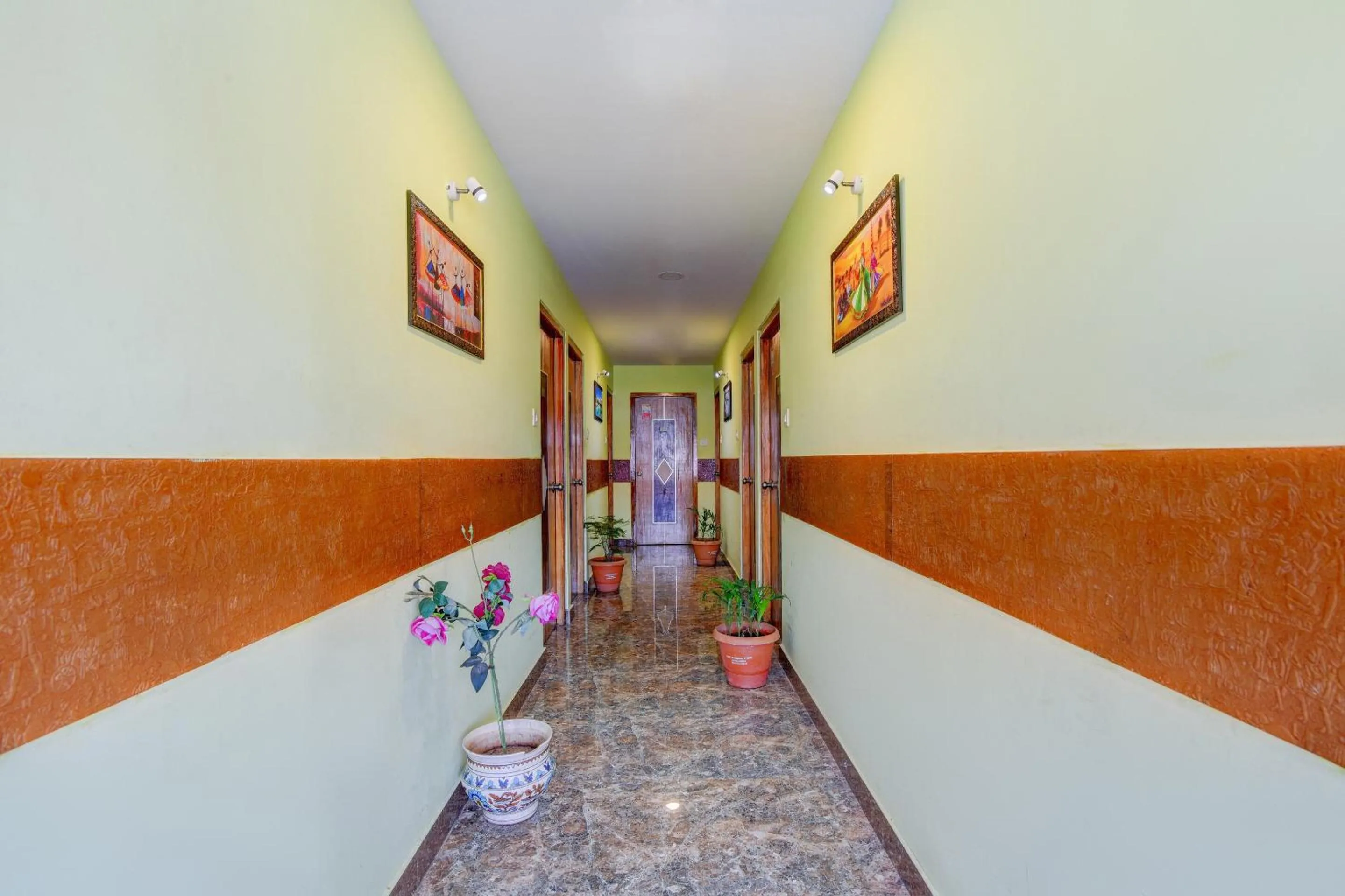 Lobby or reception in Hotel O P S Grand