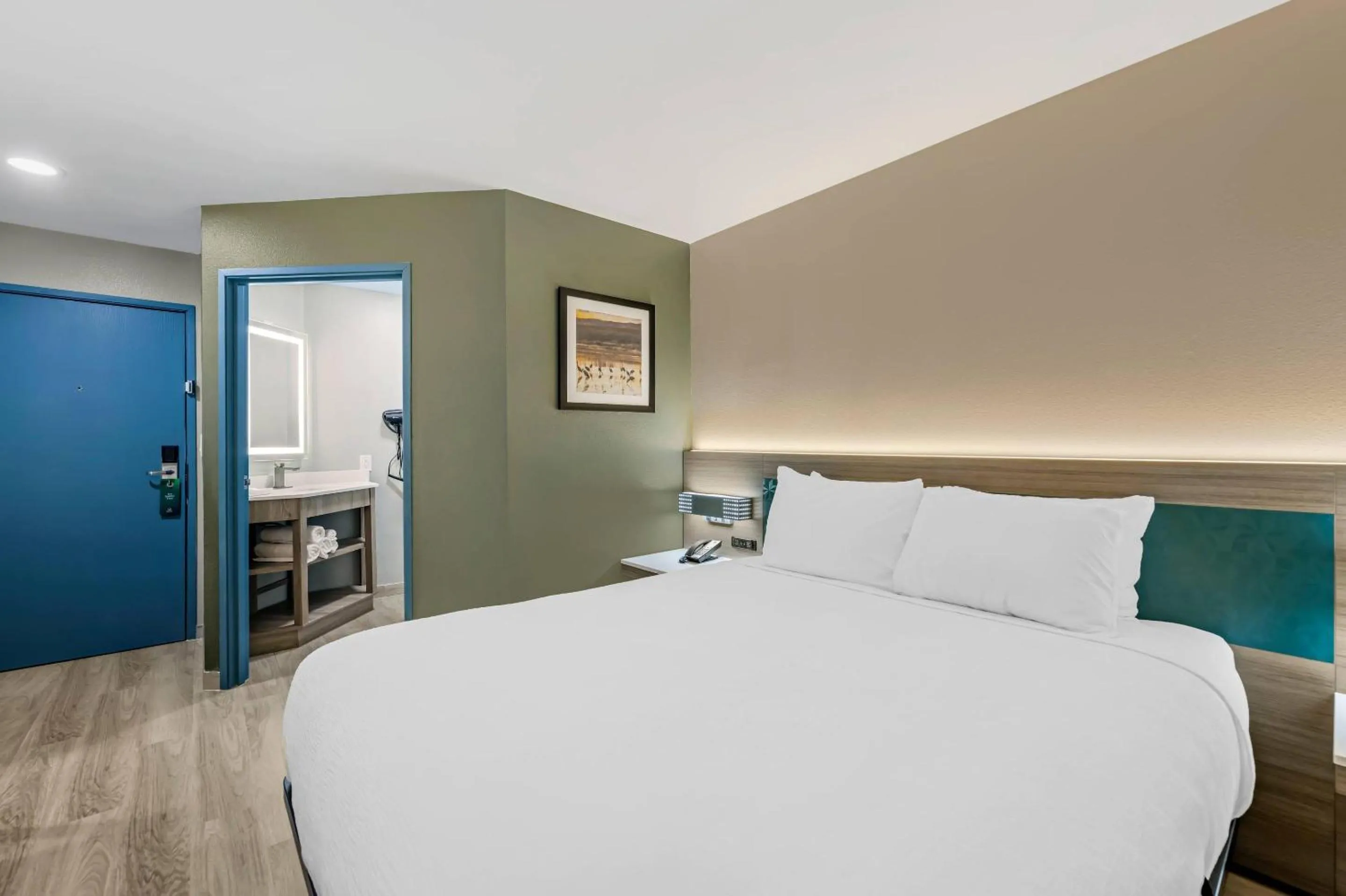 Bedroom, Bed in Quality Inn