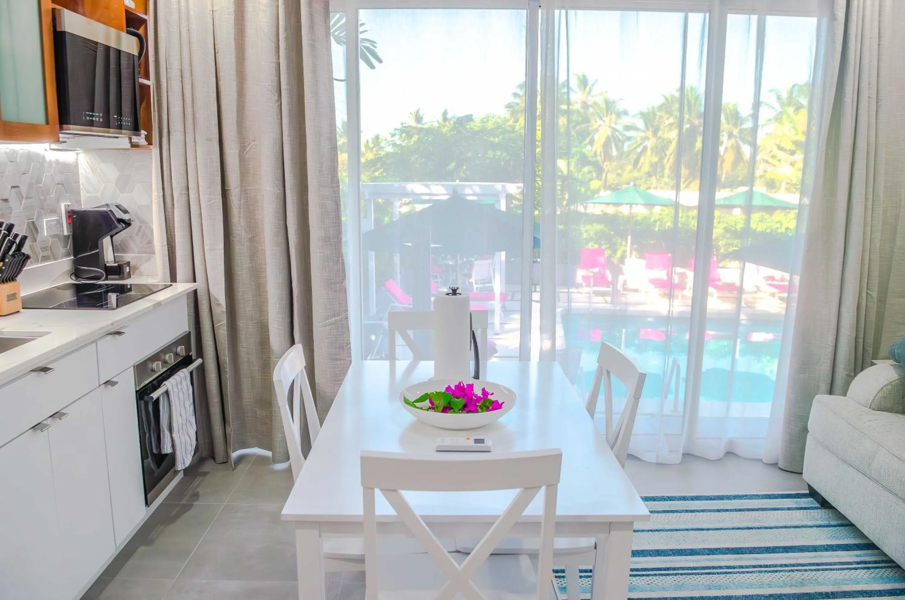 Dining area in The Palms Resort