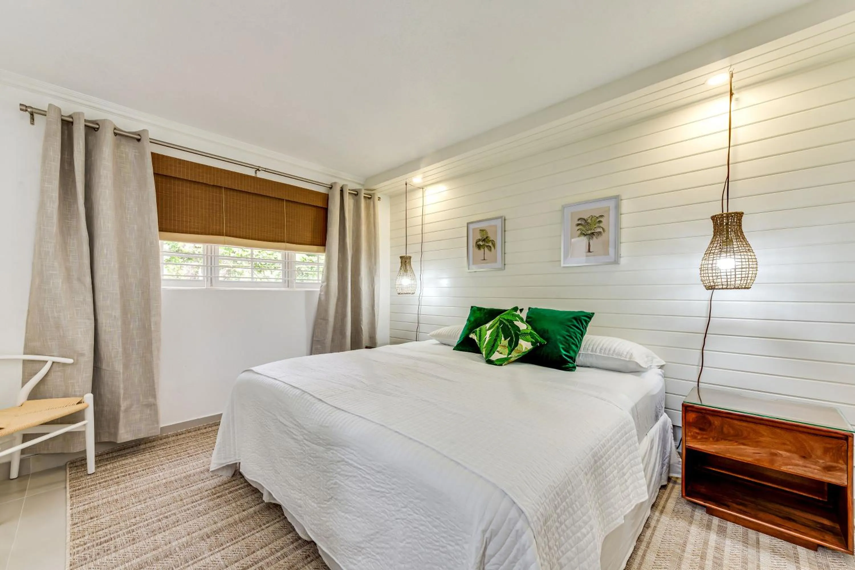 Bed in The Palms Resort