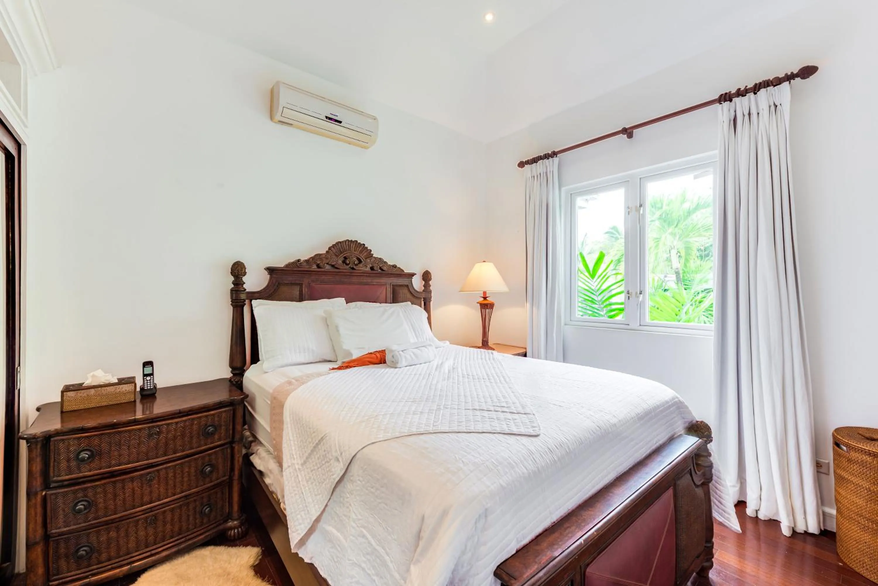 Bed in The Palms Resort