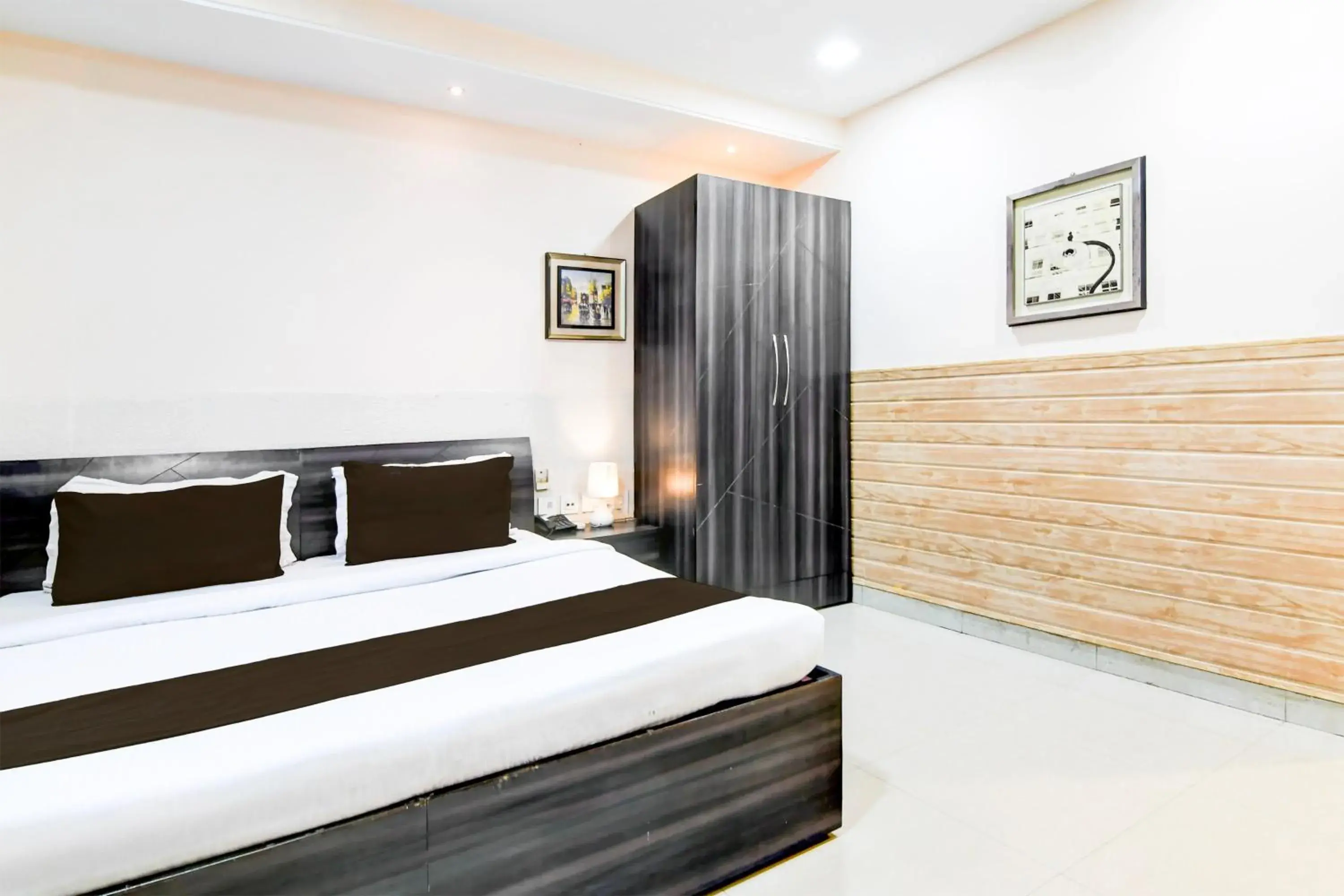 Bedroom, Bed in Super Collection O Behala Bedroom, Bed in Super Collection O Behala