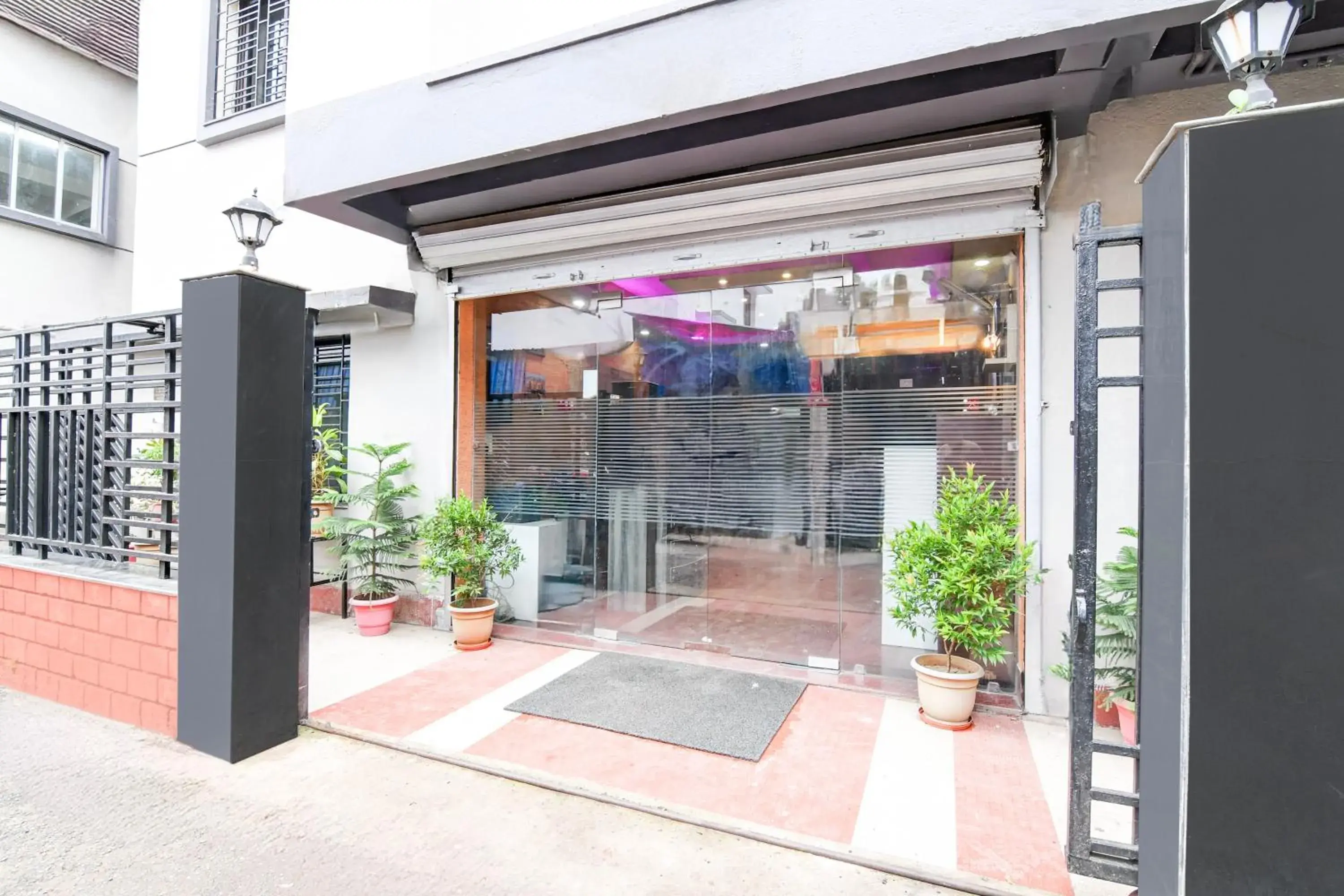 Facade/entrance in Super Collection O Behala Facade/entrance in Super Collection O Behala