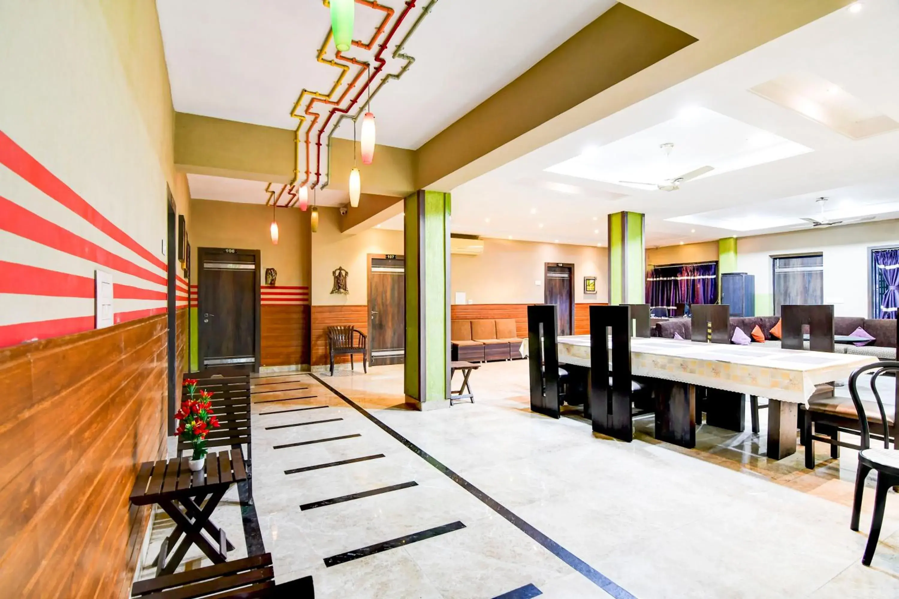Lobby or reception in Super Collection O Behala Lobby or reception in Super Collection O Behala