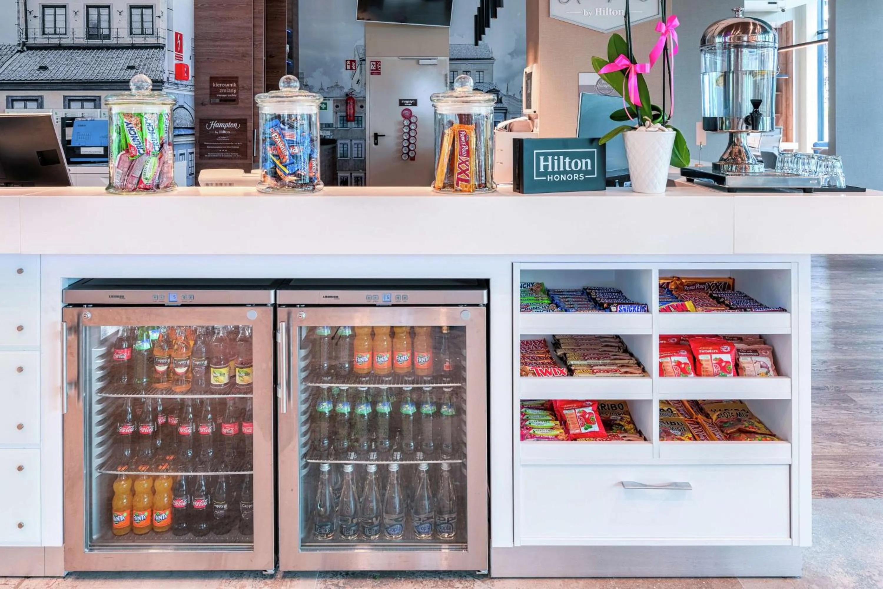 Restaurant/places to eat in Hampton By Hilton Warsaw Mokotow