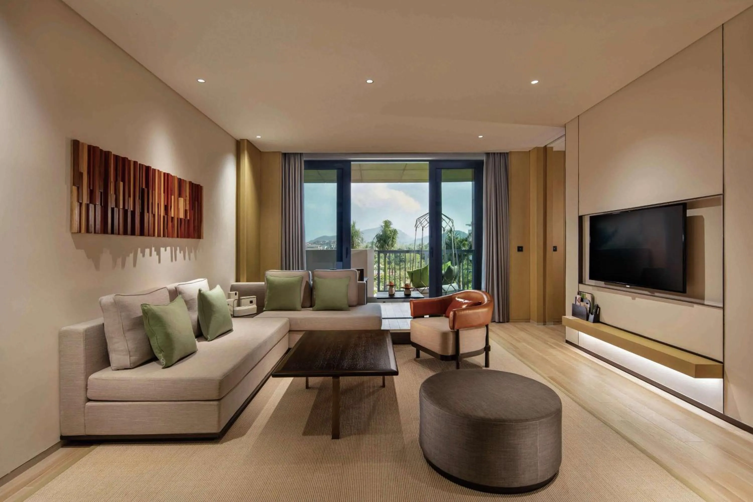 Bedroom in Doubletree Resort By Hilton Hainan - Xinglong Lakeside