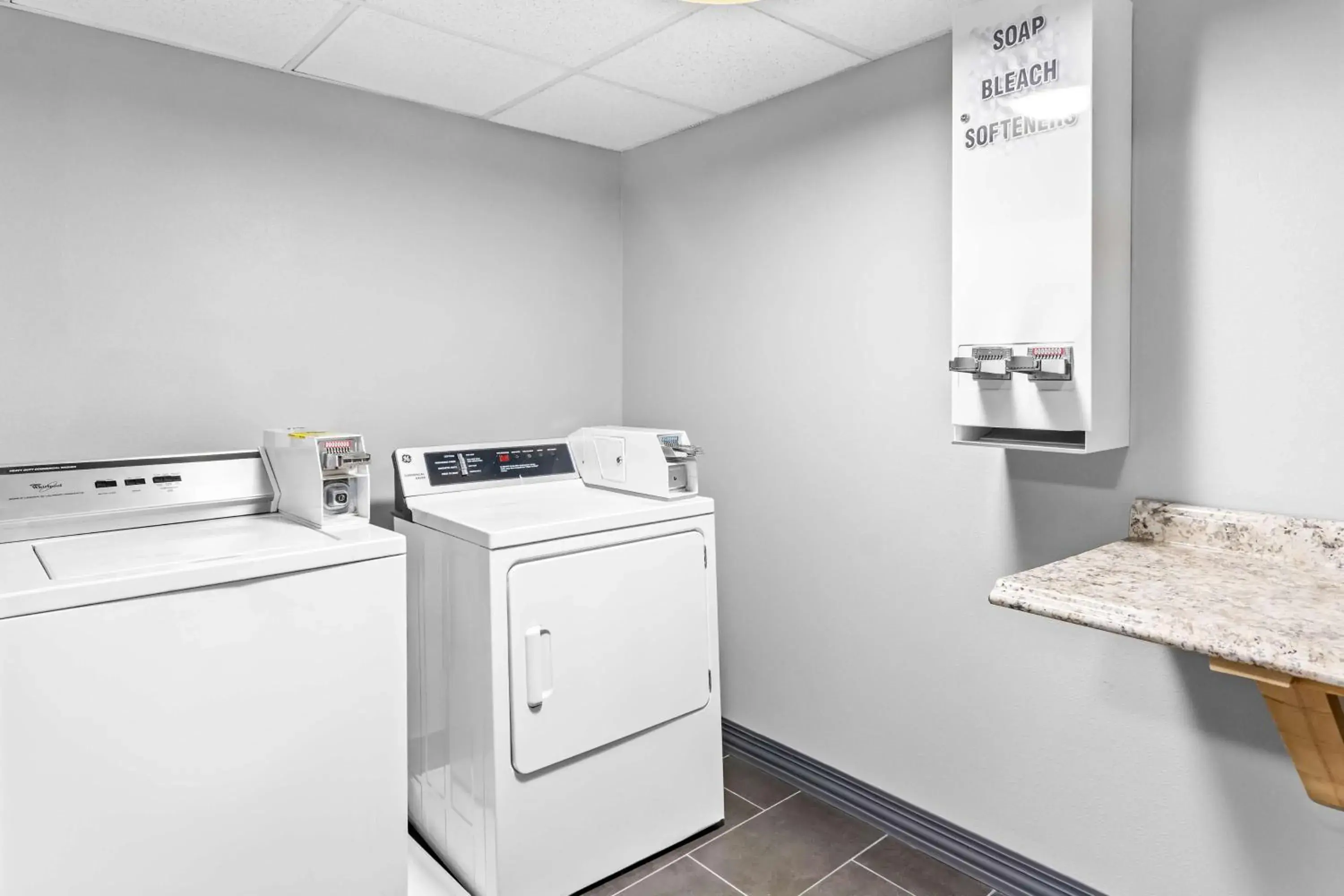 Property building in Best Western Doswell Hotel Property building in Best Western Doswell Hotel