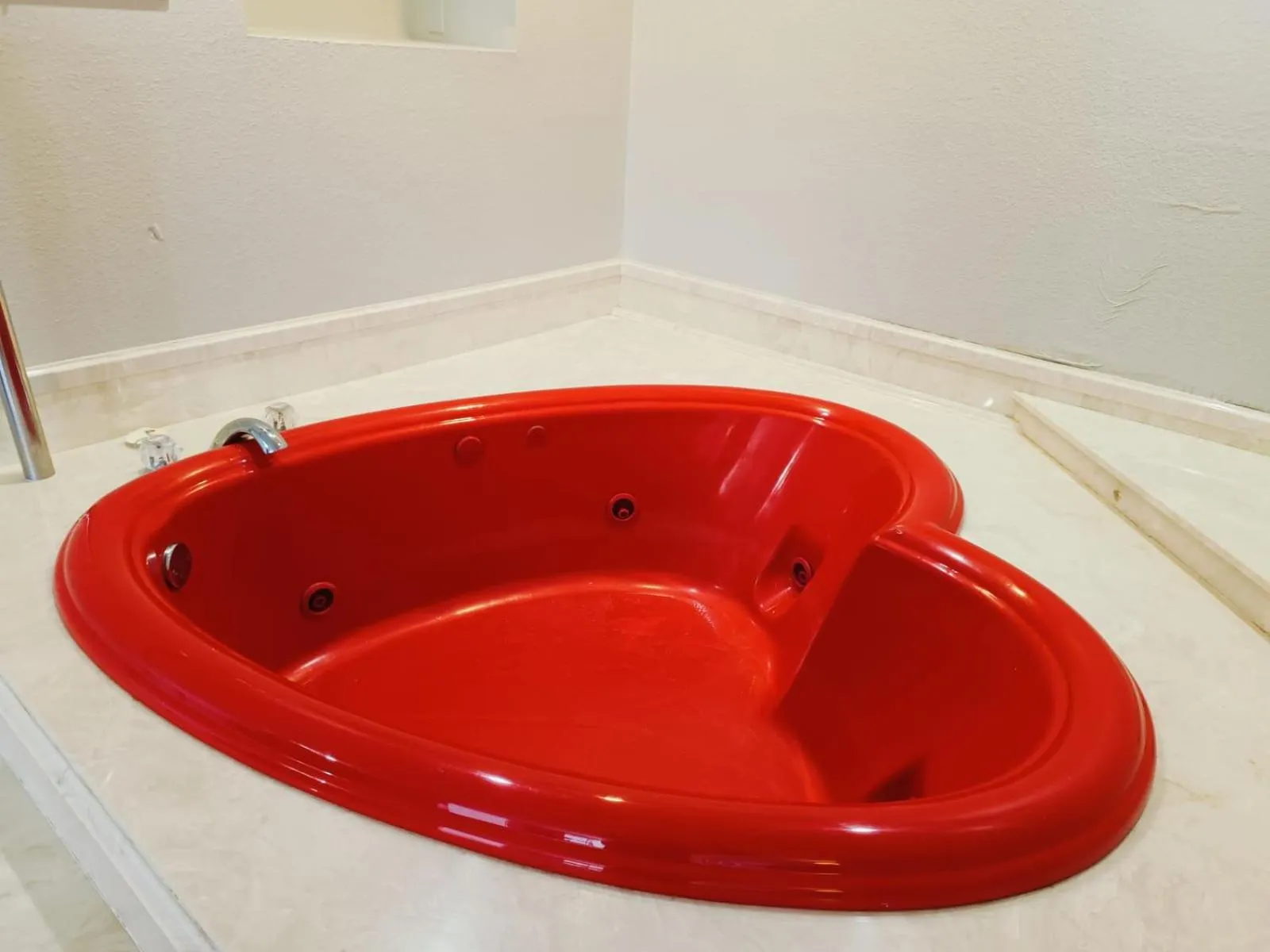 Hot Tub in Travelers inn by OYO Wichita Falls