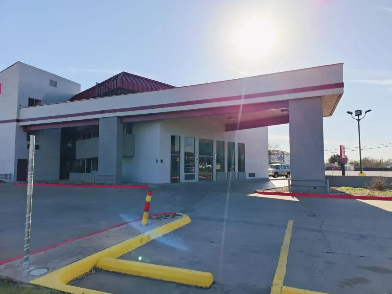 Facade/entrance in Wichita Falls inn Facade/entrance in Wichita Falls inn