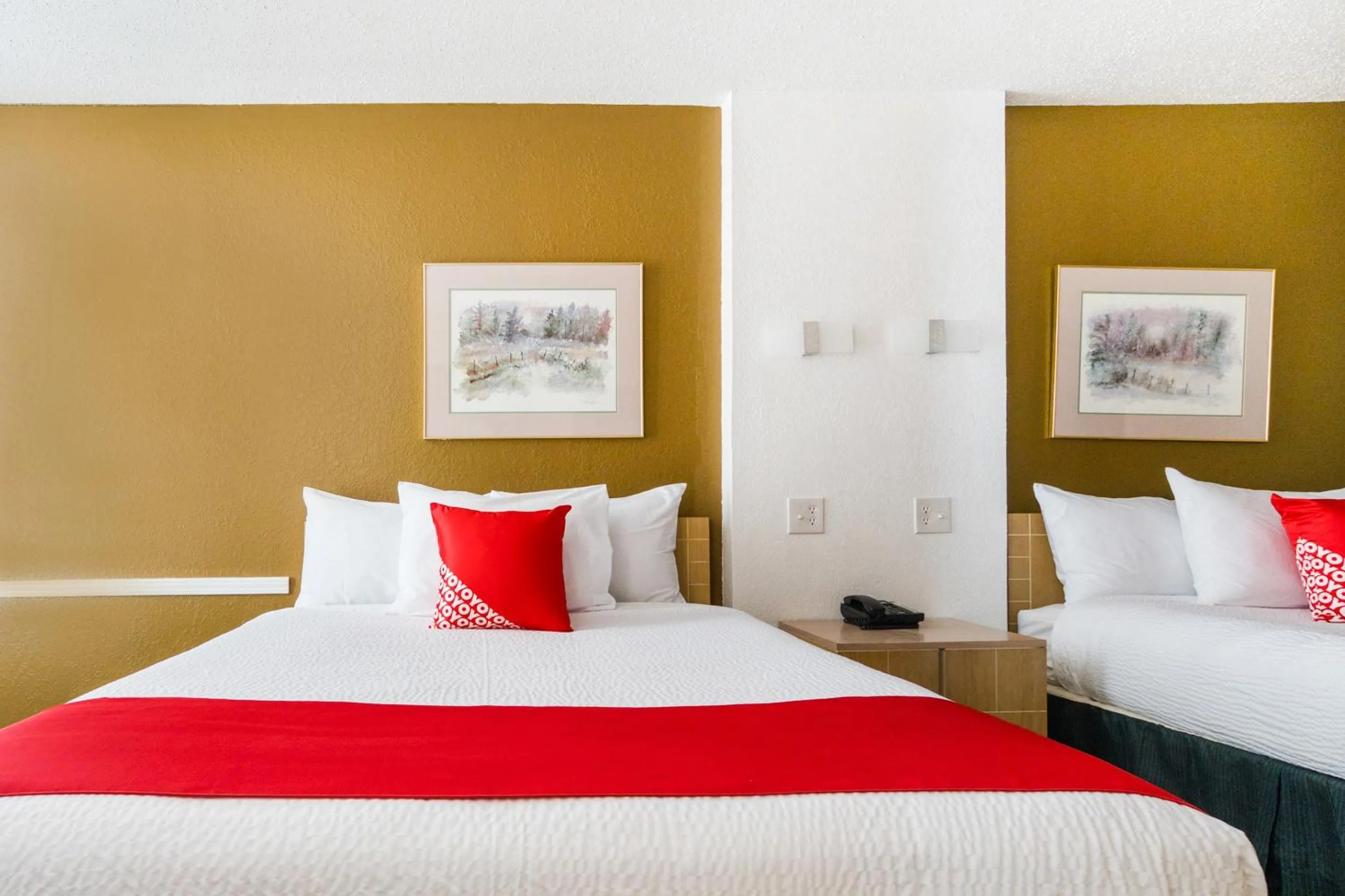 Bedroom, Bed in OYO Hotel Wichita Falls - Downtown