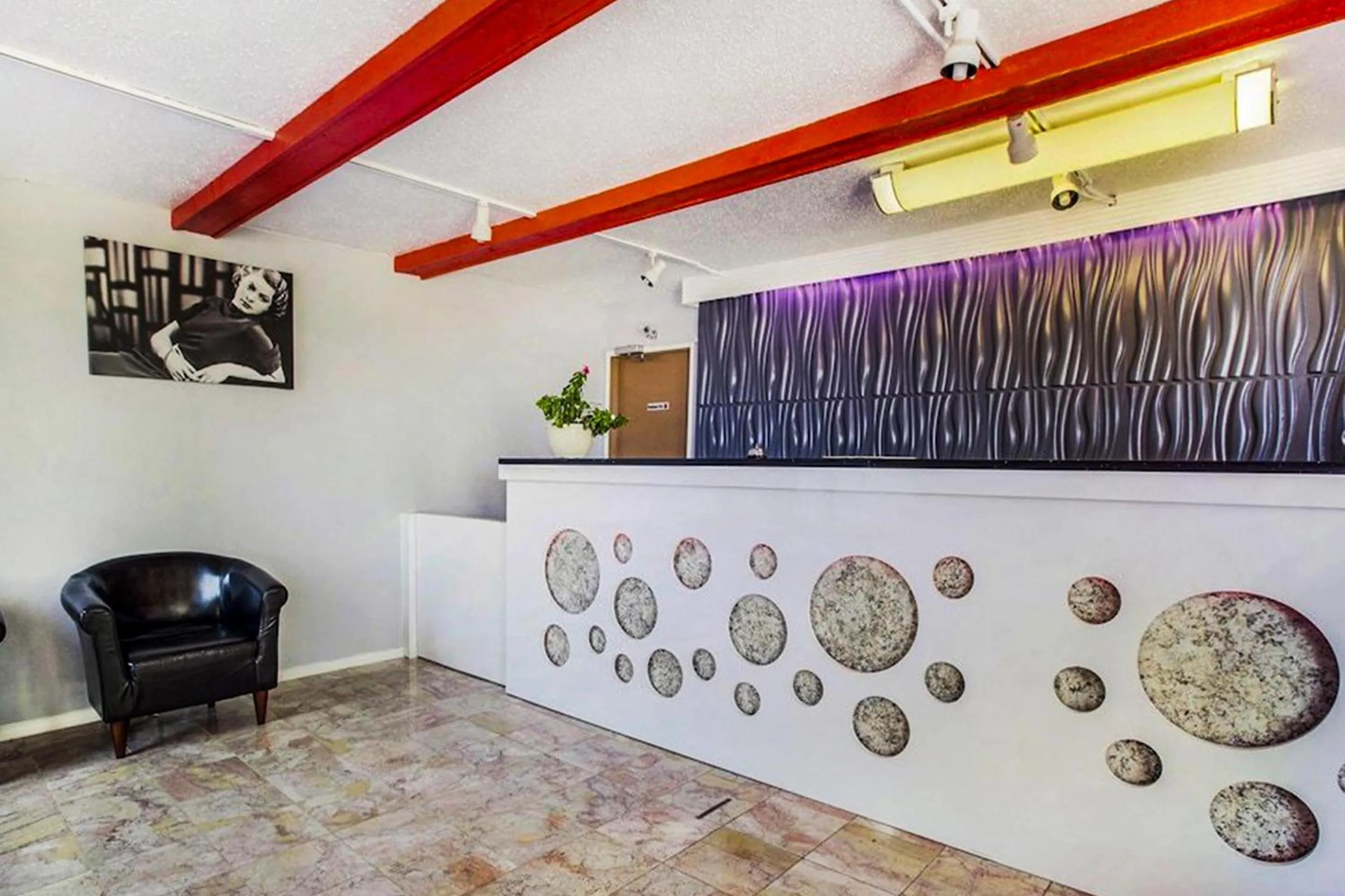 Lobby or reception in OYO Hotel Wichita Falls - Downtown