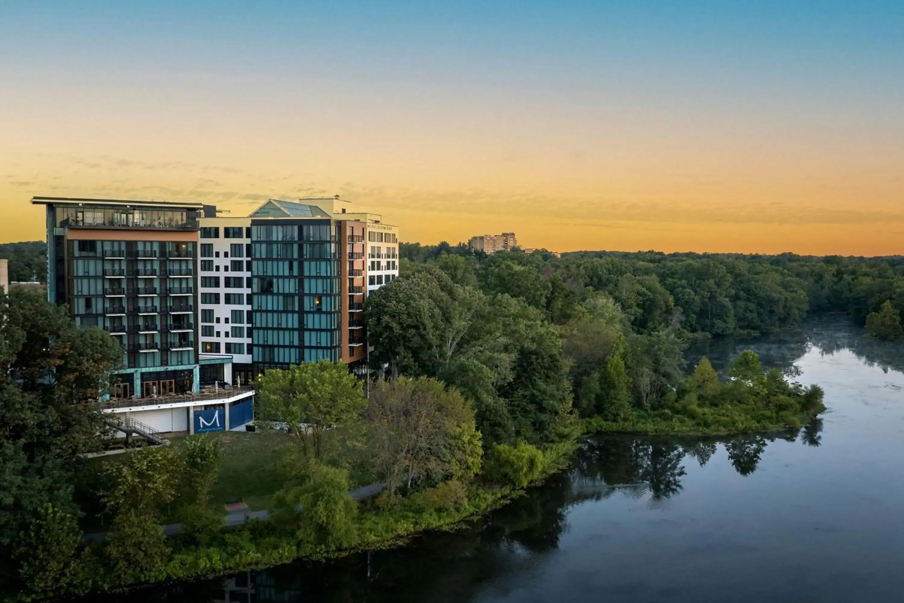 Property building in Merriweather Lakehouse Hotel, Autograph Collection Property building in Merriweather Lakehouse Hotel, Autograph Collection