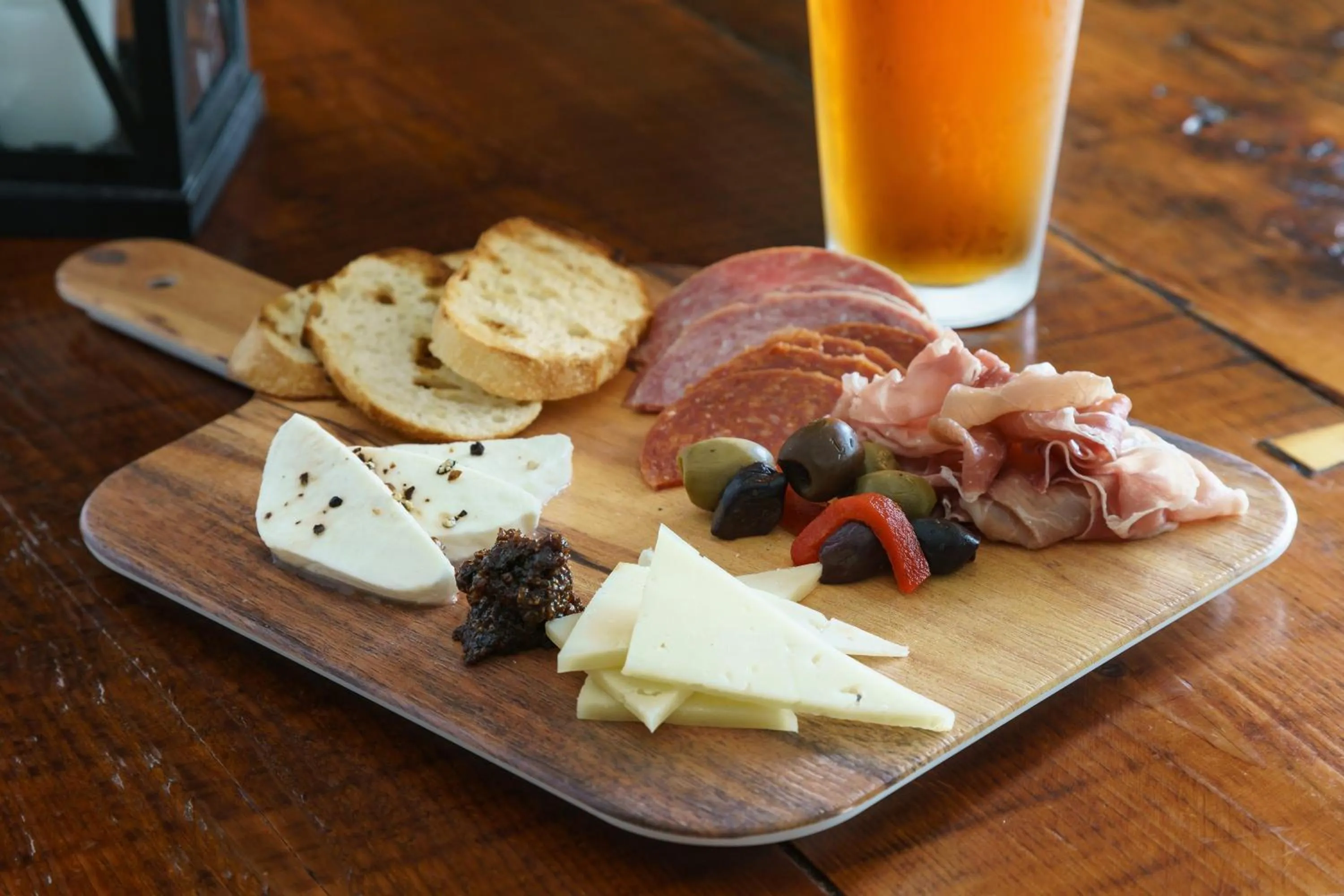 Restaurant/places to eat in Sheraton Great Valley Hotel