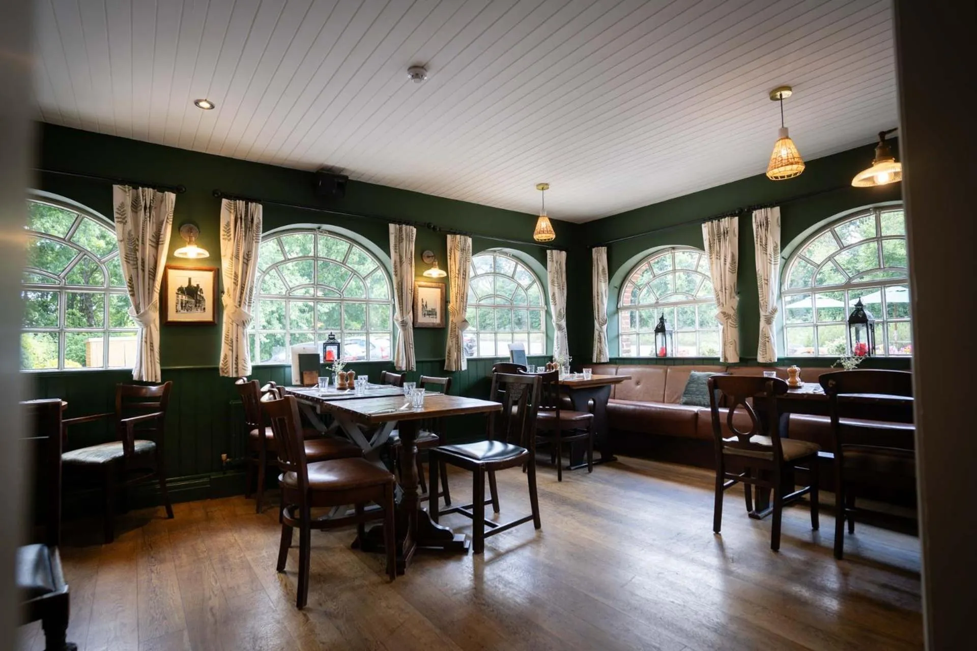 Restaurant/places to eat in The Princess Royal