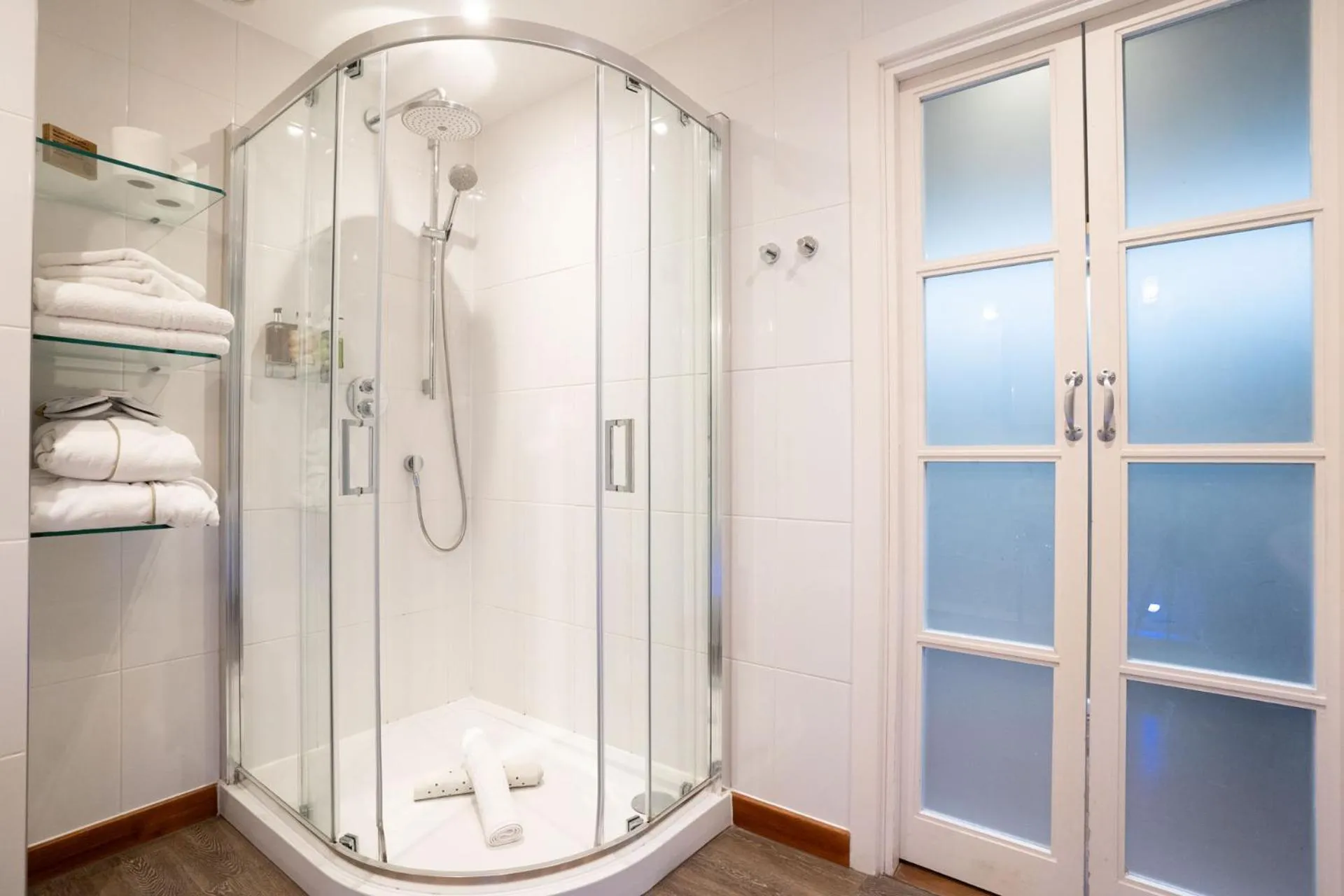 Property building in The Princess Royal