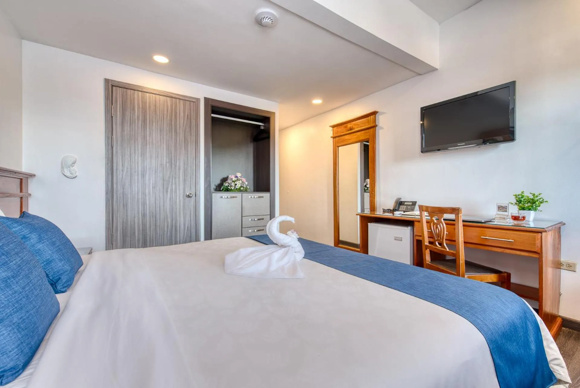 Property building, Bed in Swans Cay Hotel