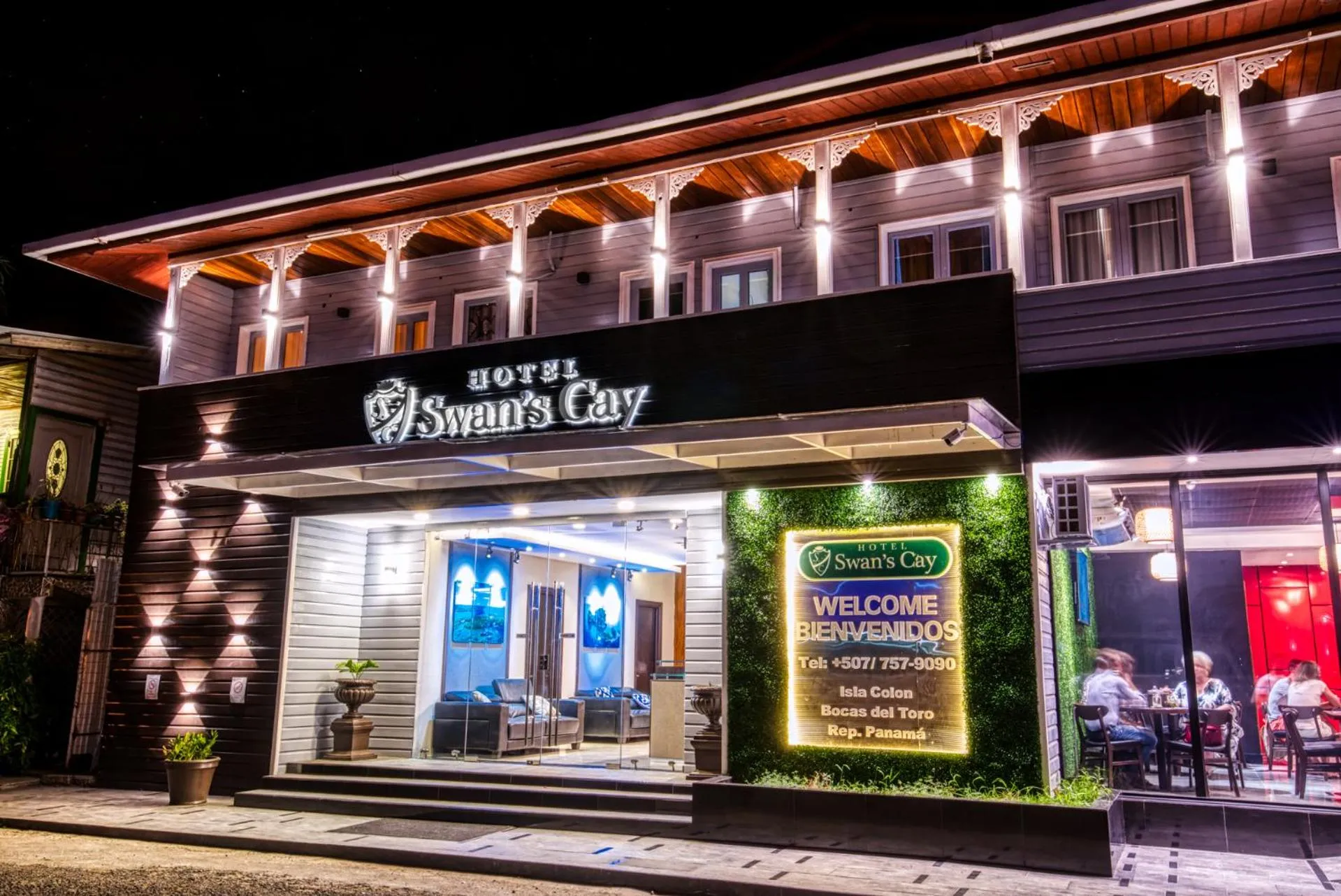 Facade/entrance in Swans Cay Hotel