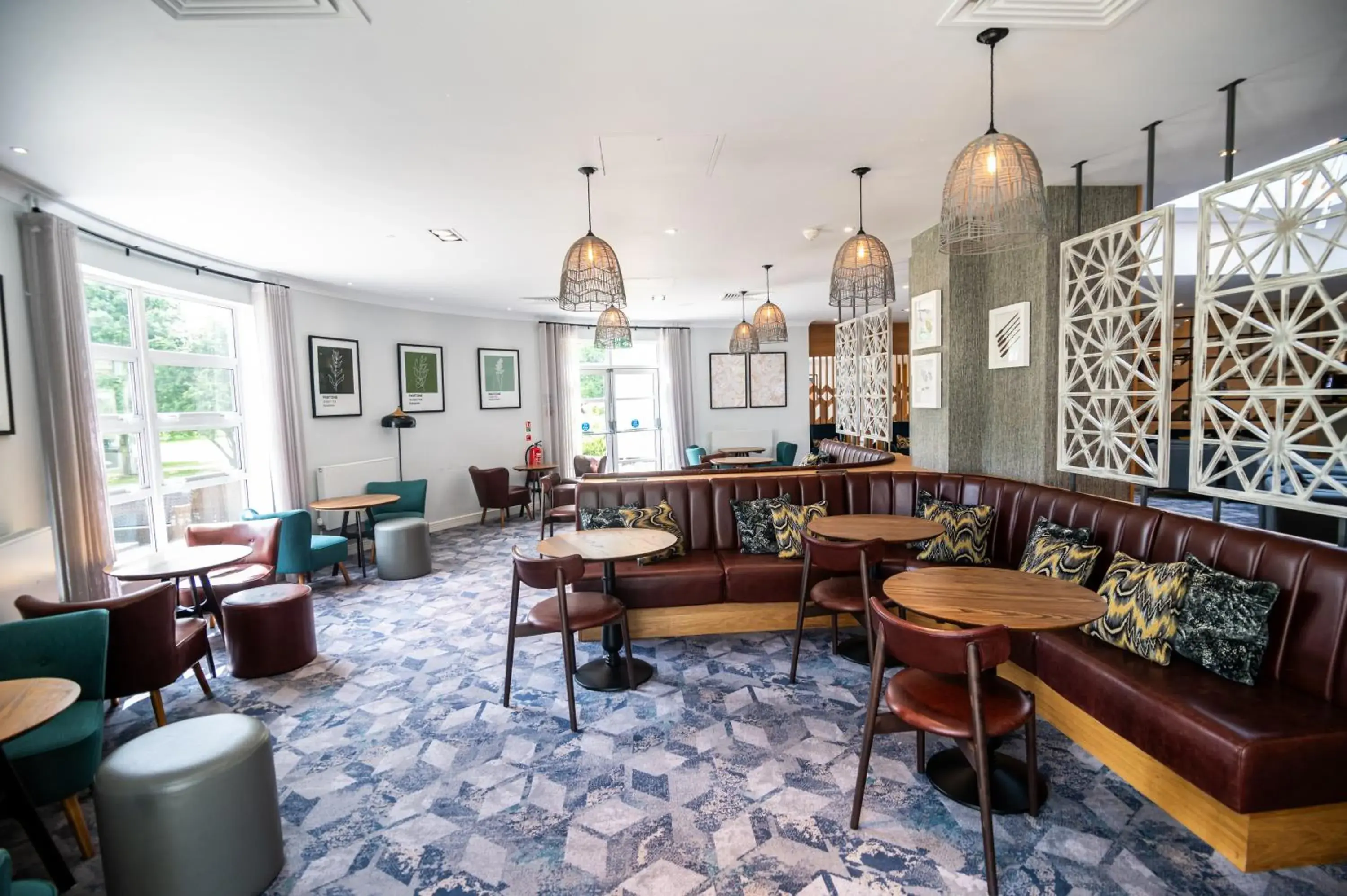 Lounge or bar in Eastwood Hall Lounge or bar in Eastwood Hall