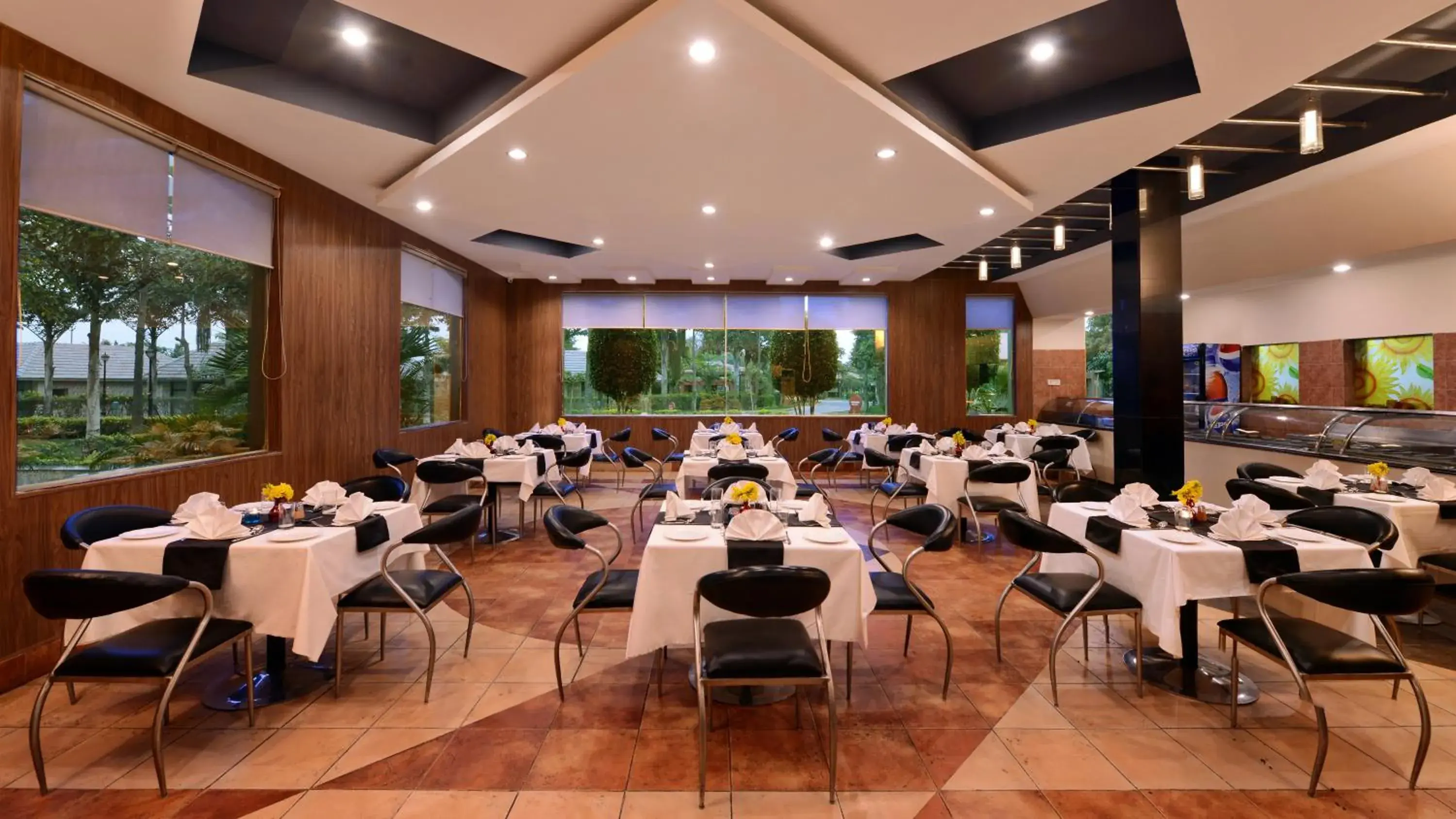Restaurant/places to eat in Shri Radha Brij Vasundhara Resort & Spa Restaurant/places to eat in Shri Radha Brij Vasundhara Resort & Spa