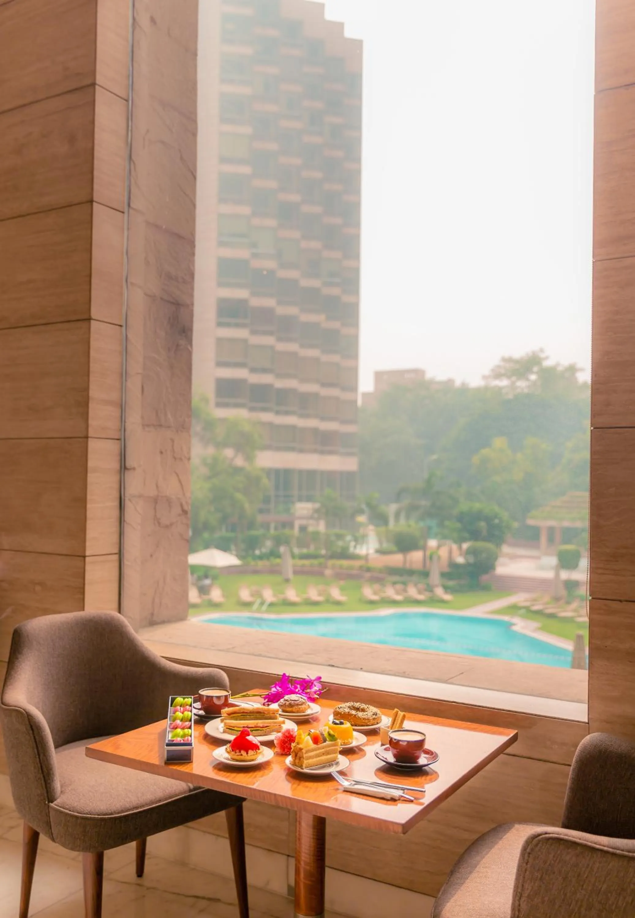 Restaurant/places to eat in Hyatt Regency Delhi
