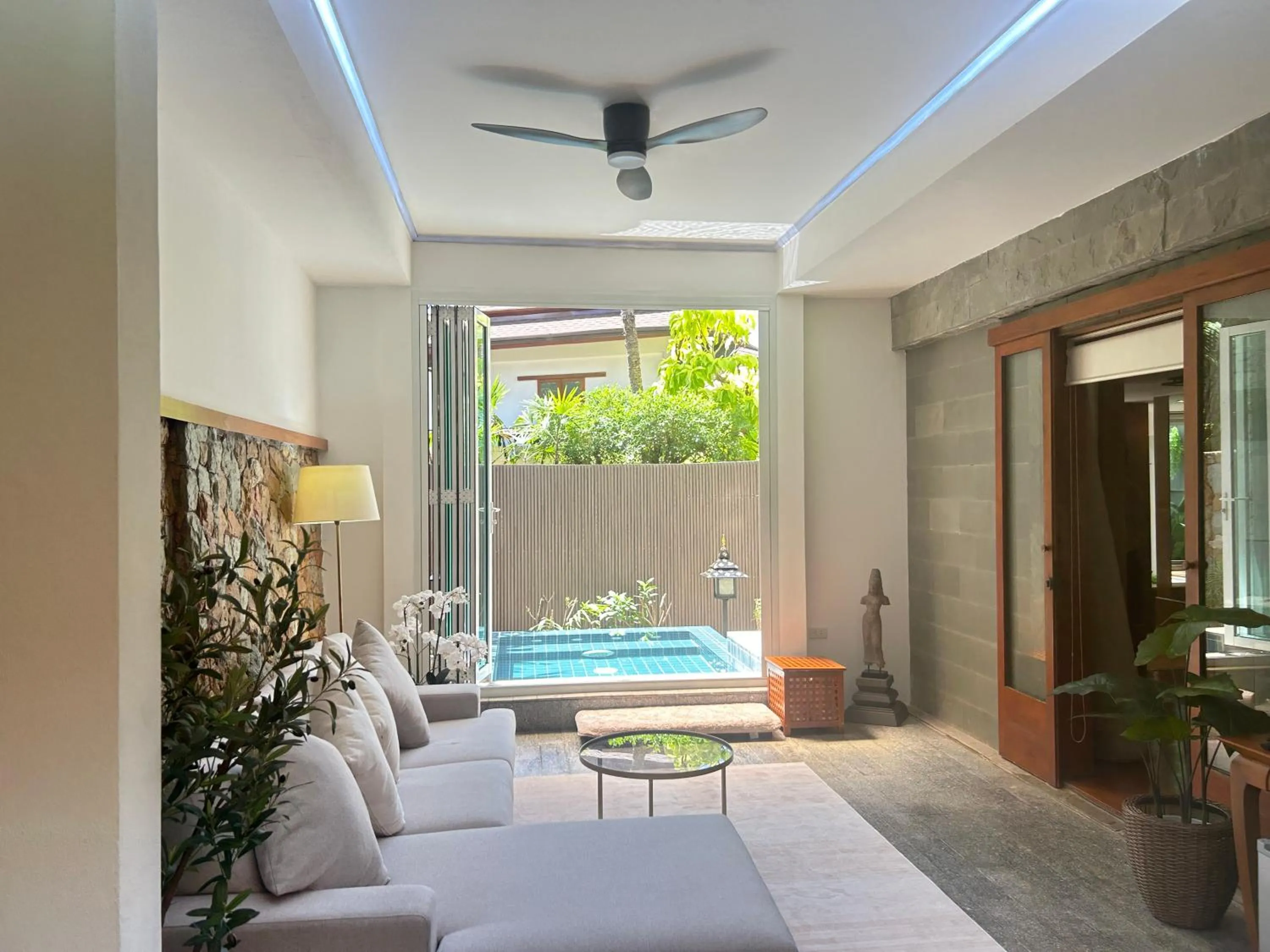 Pool view in Nakamanda Resort and Spa