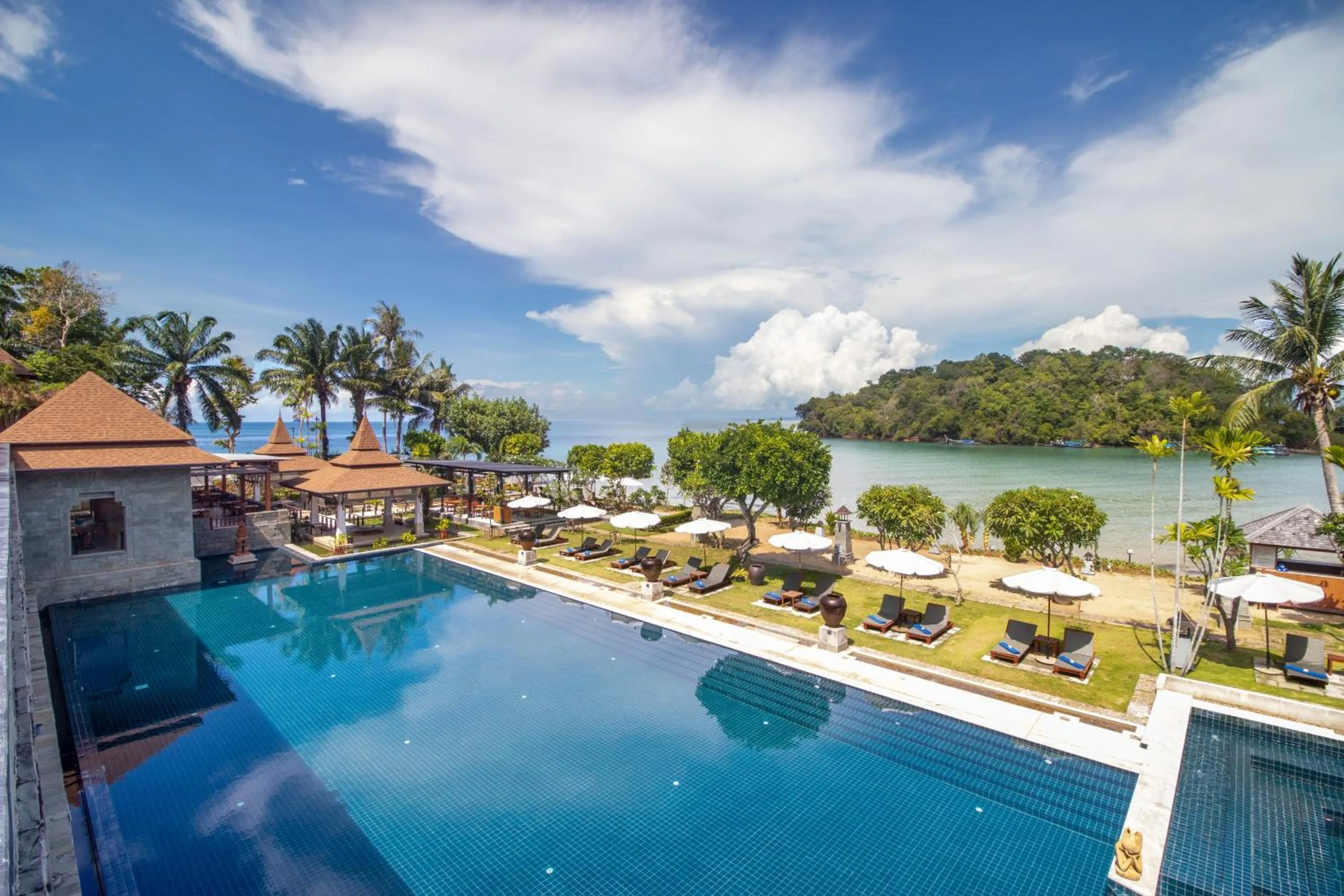 Pool view in Nakamanda Resort and Spa