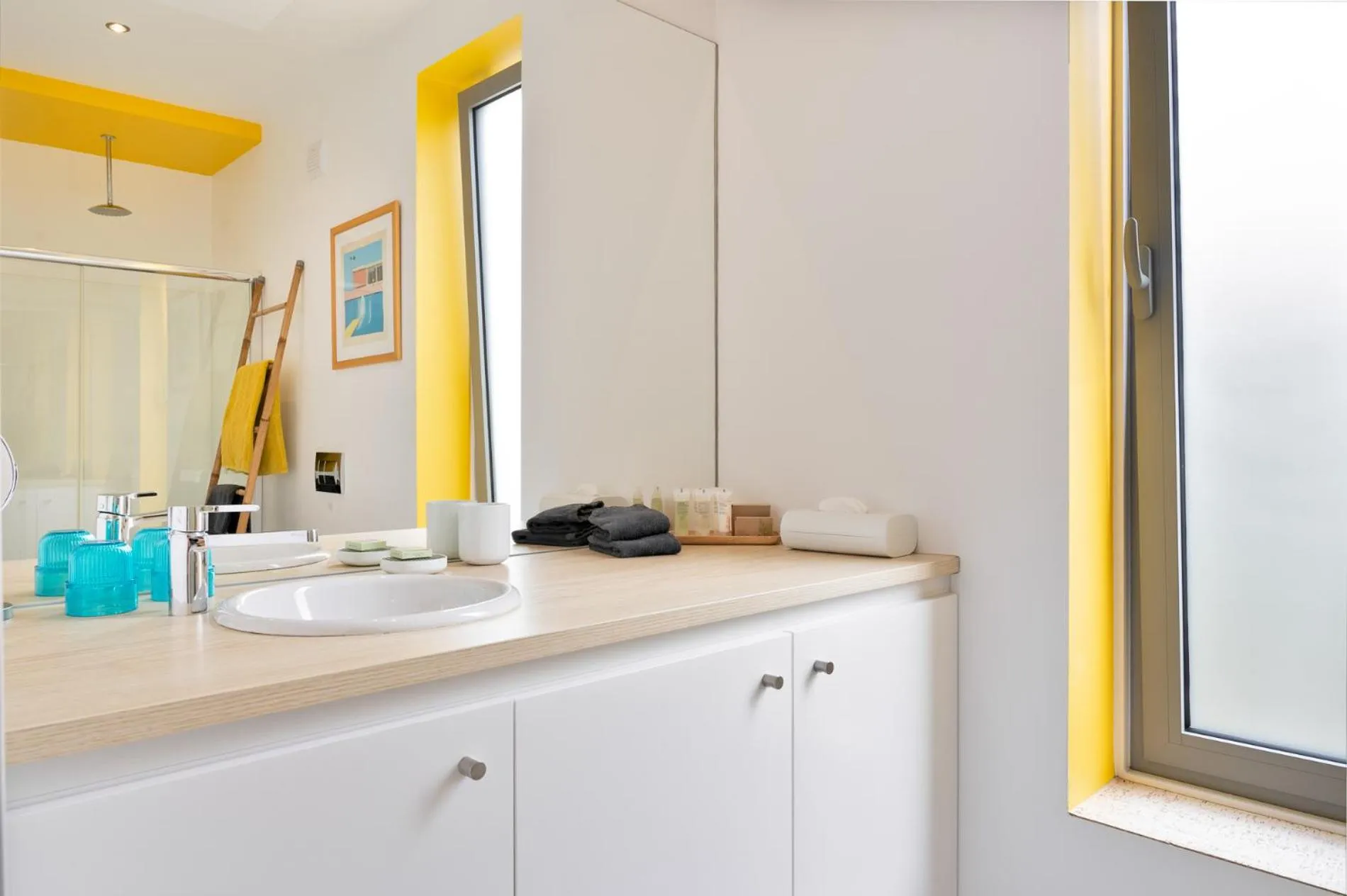 Bathroom in Flamboyant Boutique B&B