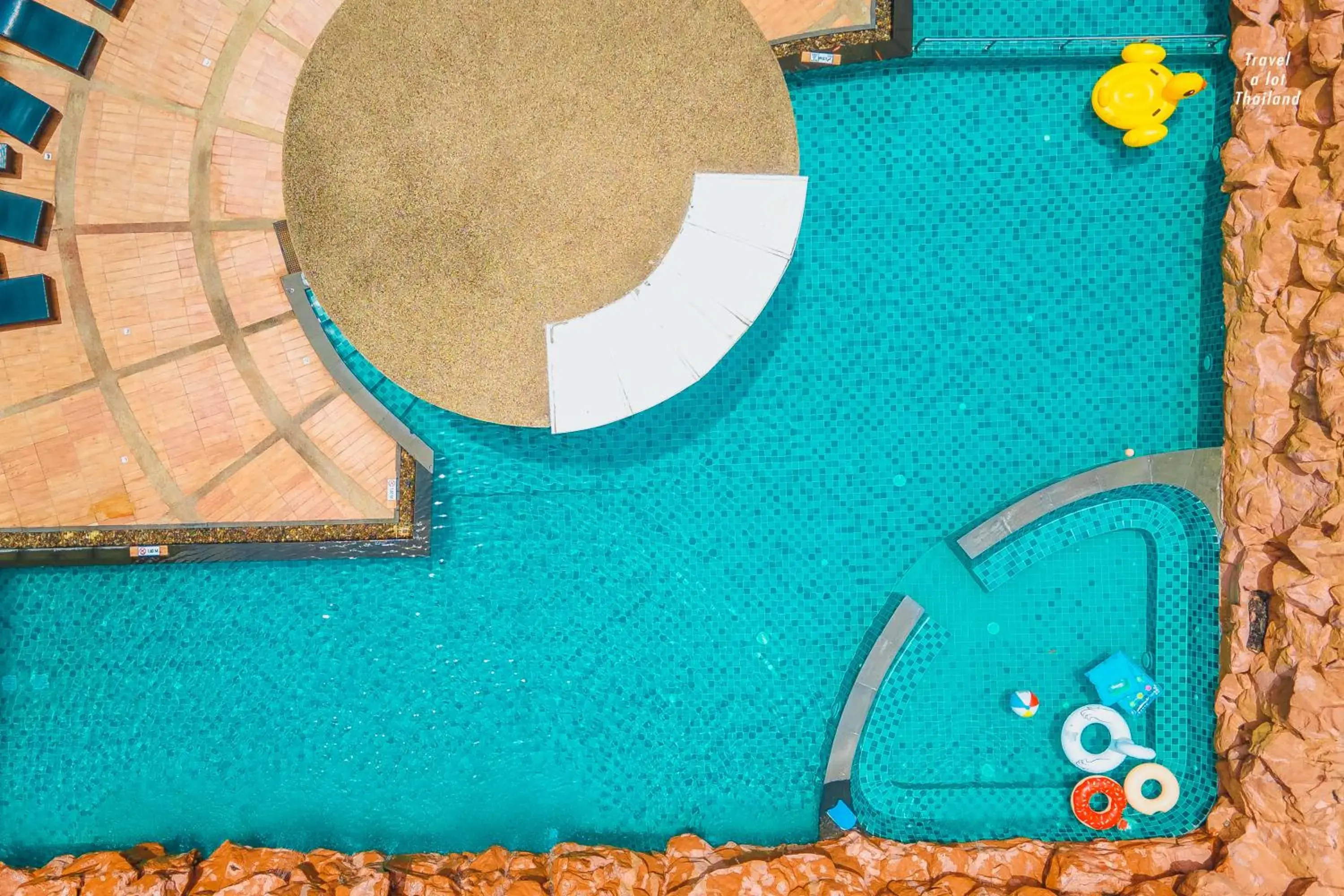 Pool view in Centara Nova Hotel Pattaya Pool view in Centara Nova Hotel Pattaya