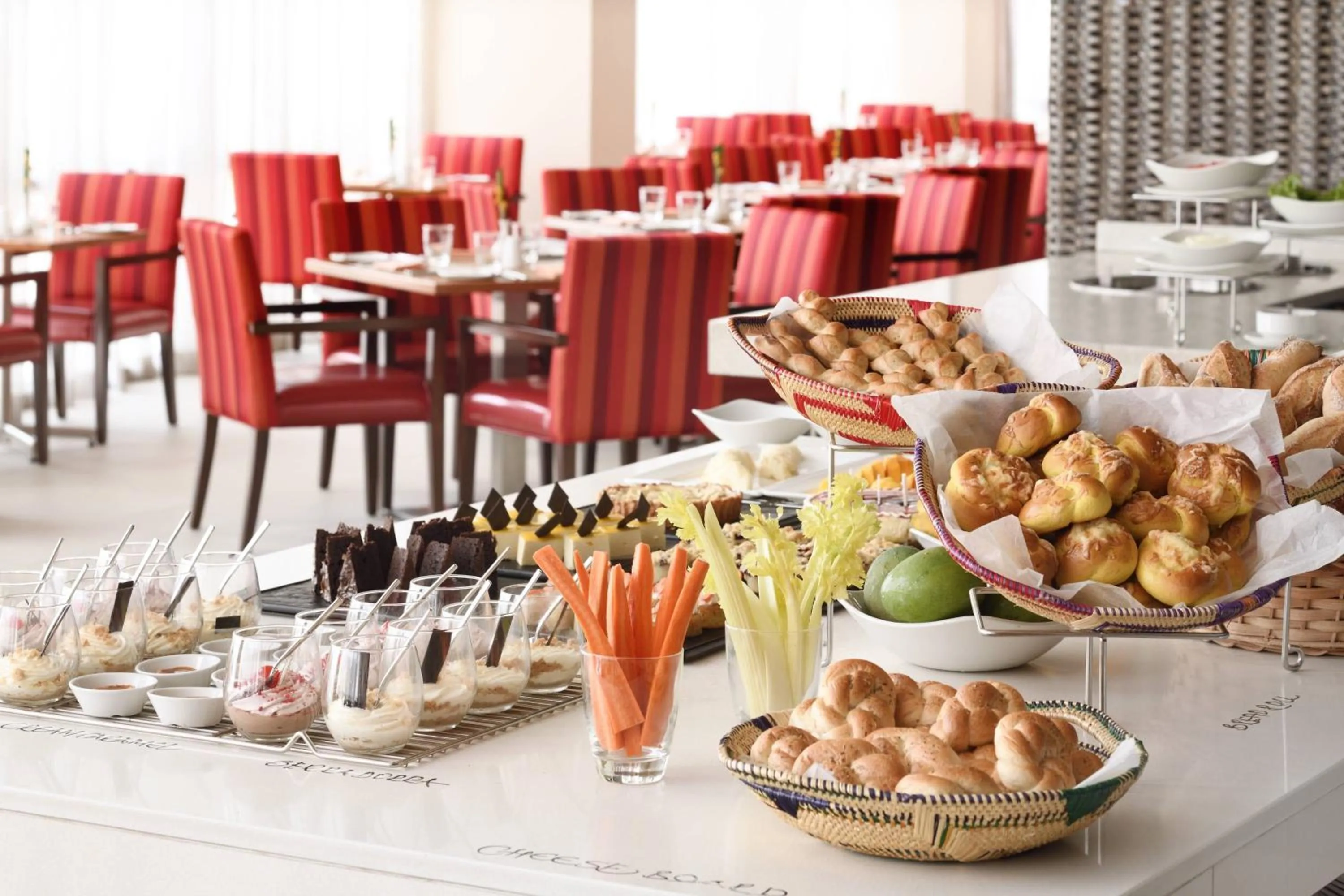 Restaurant/places to eat in Accra Marriott Hotel