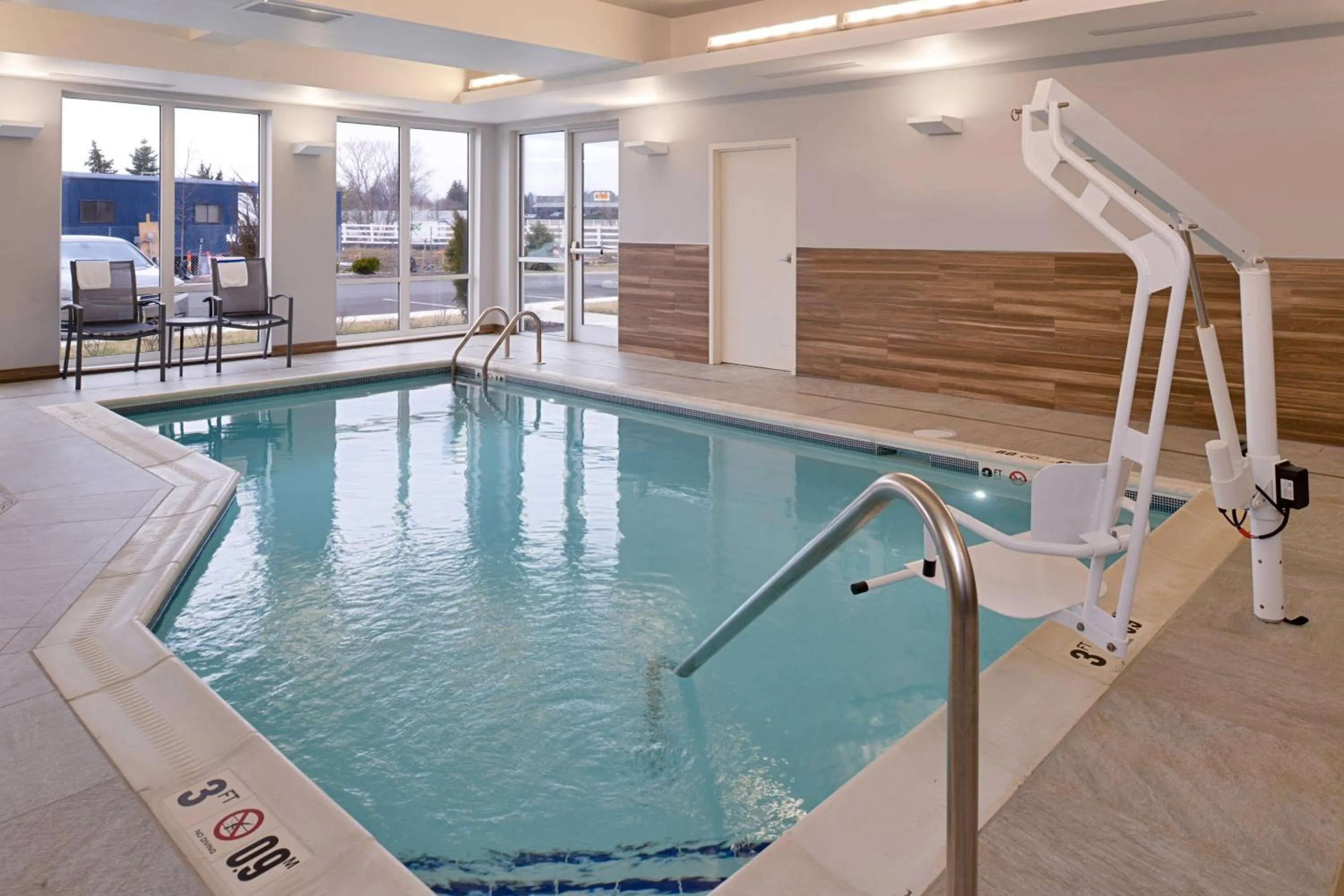 Swimming pool in Fairfield Inn & Suites by Marriott Columbus Grove City