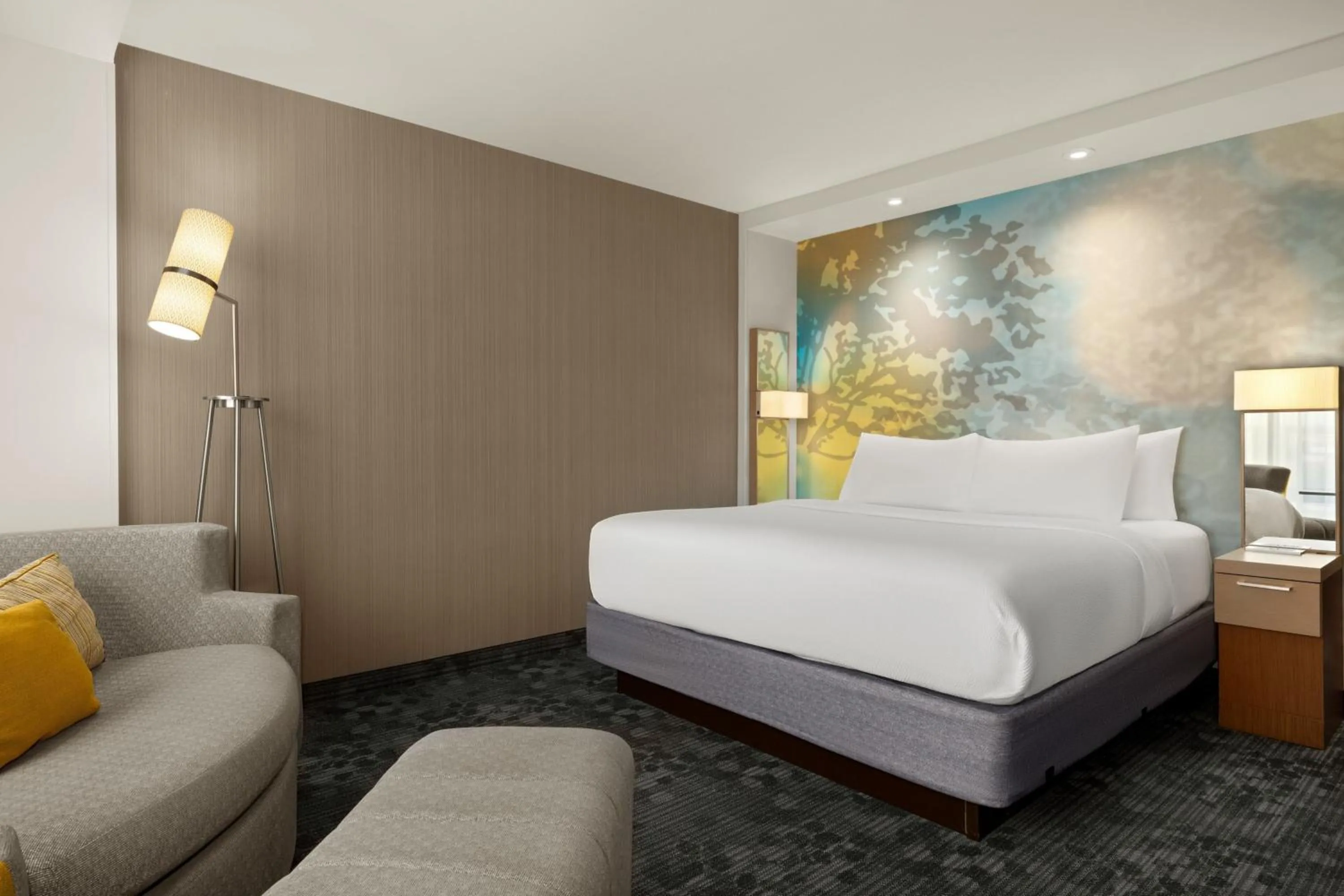 Photo of the whole room, Bed in Courtyard by Marriott Omaha East/Council Bluffs, IA