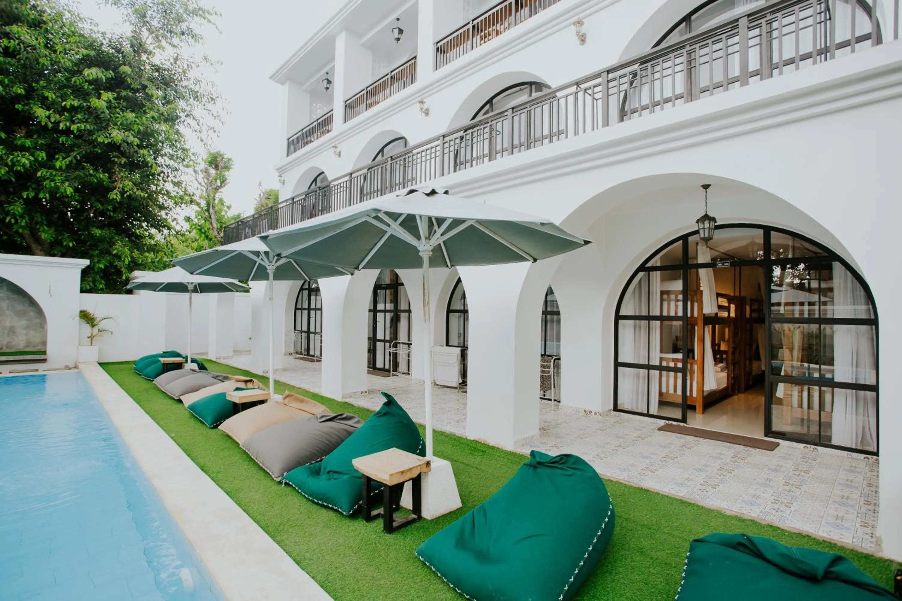 Property building in Nuansa Penida Hostel