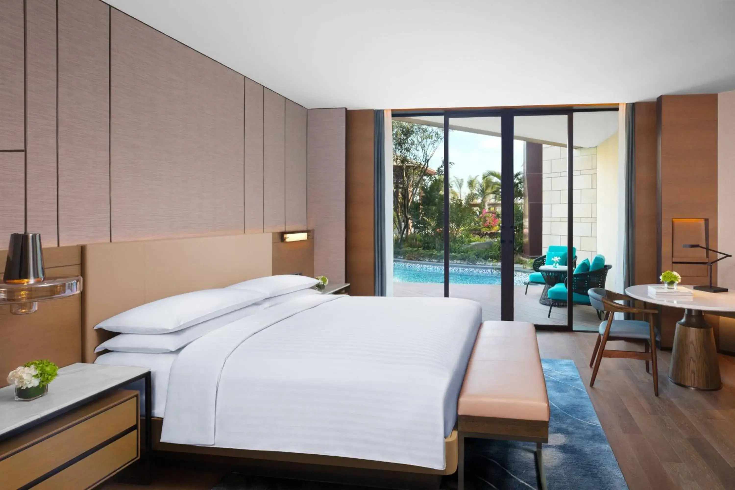 King Room with Balcony and Lagoon View - Pool Access in Xiamen Marriott Hotel & Conference Centre King Room with Balcony and Lagoon View - Pool Access in Xiamen Marriott Hotel & Conference Centre