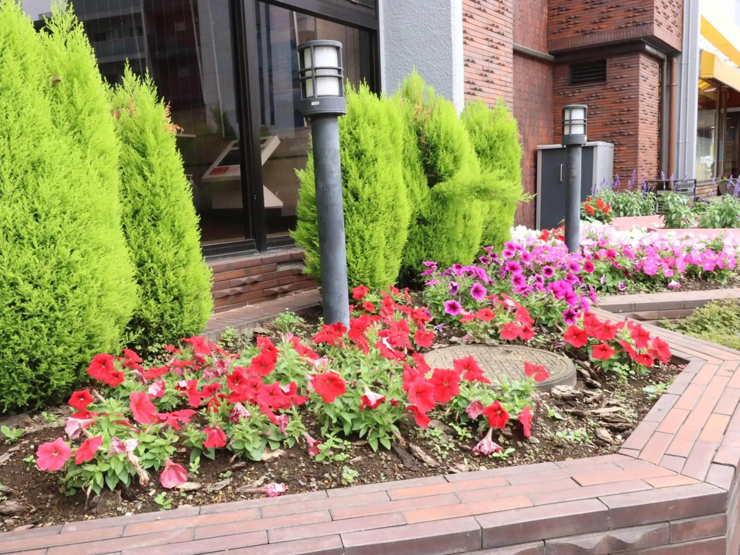 Property building in Tokyo Inn Property building in Tokyo Inn