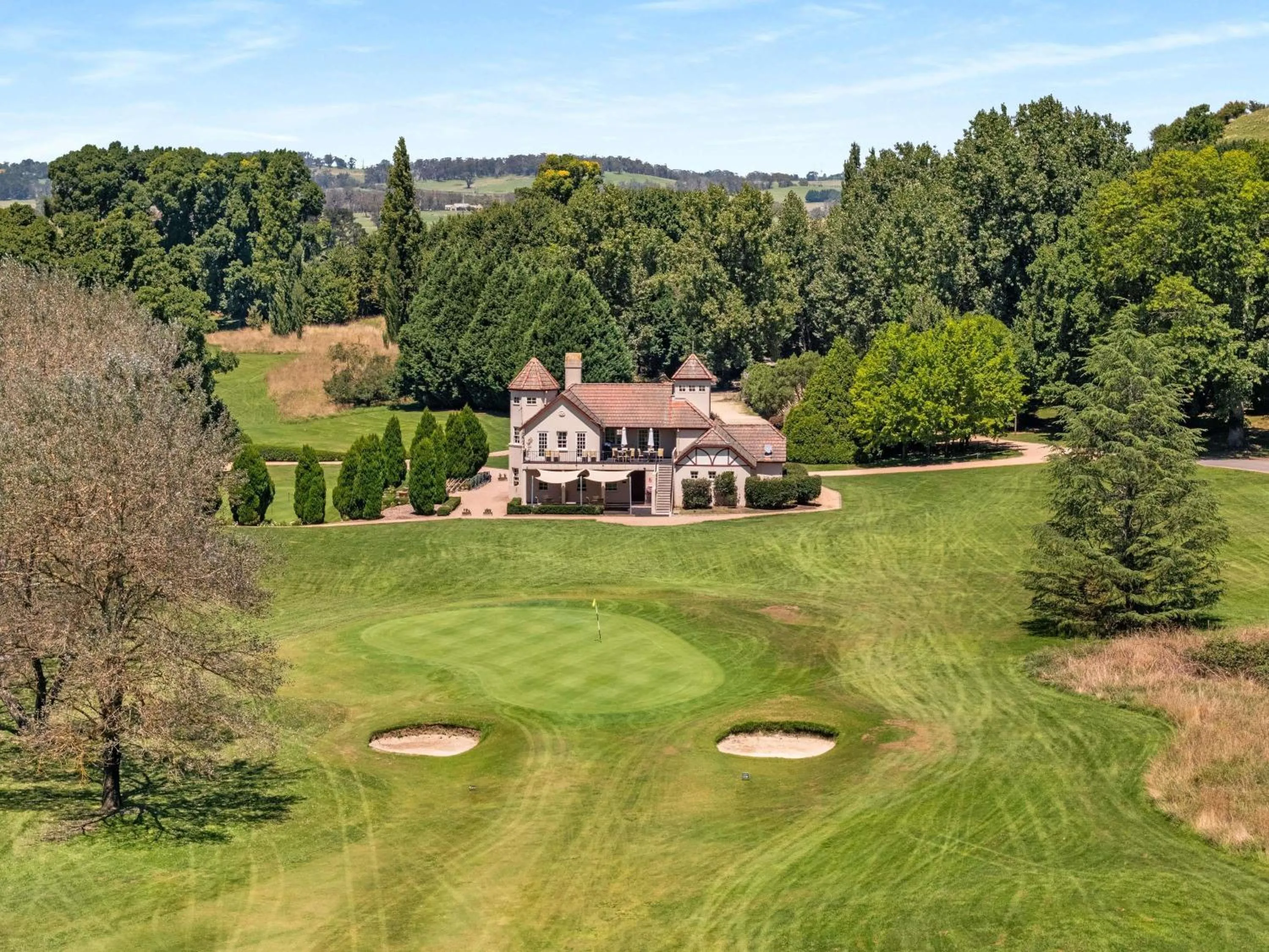 Property building in Peppers Manor House