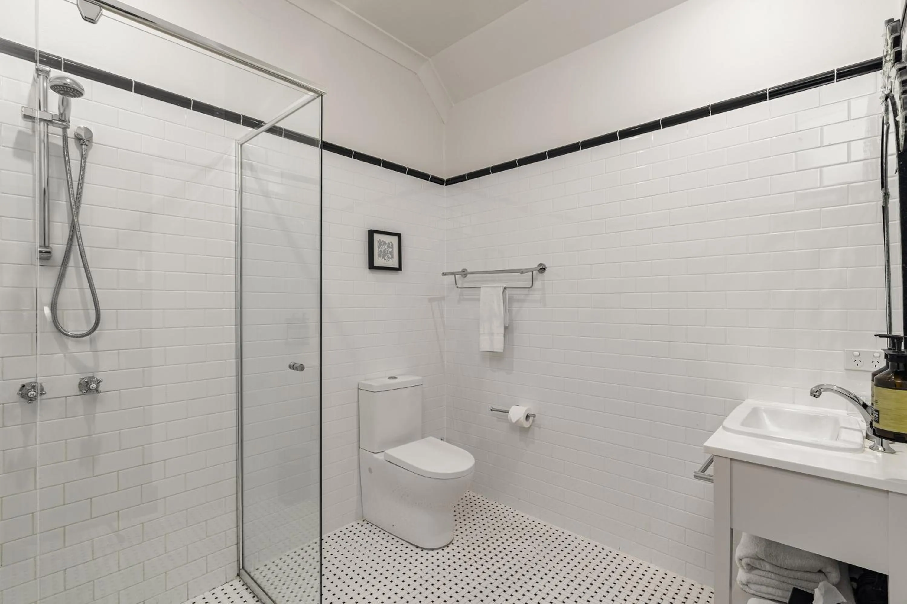 Bathroom in Peppers Manor House