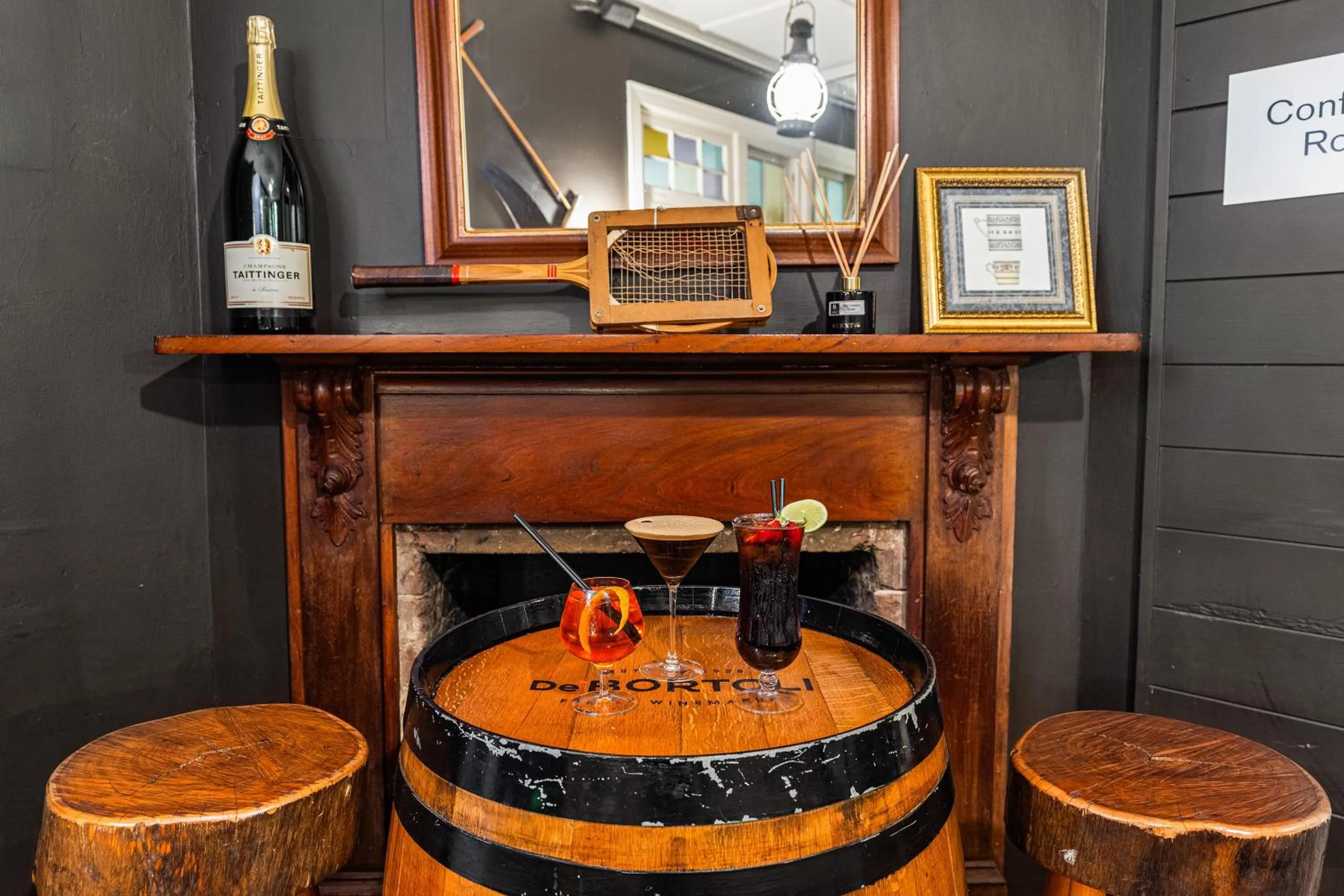 Lounge or bar in Peppers Manor House