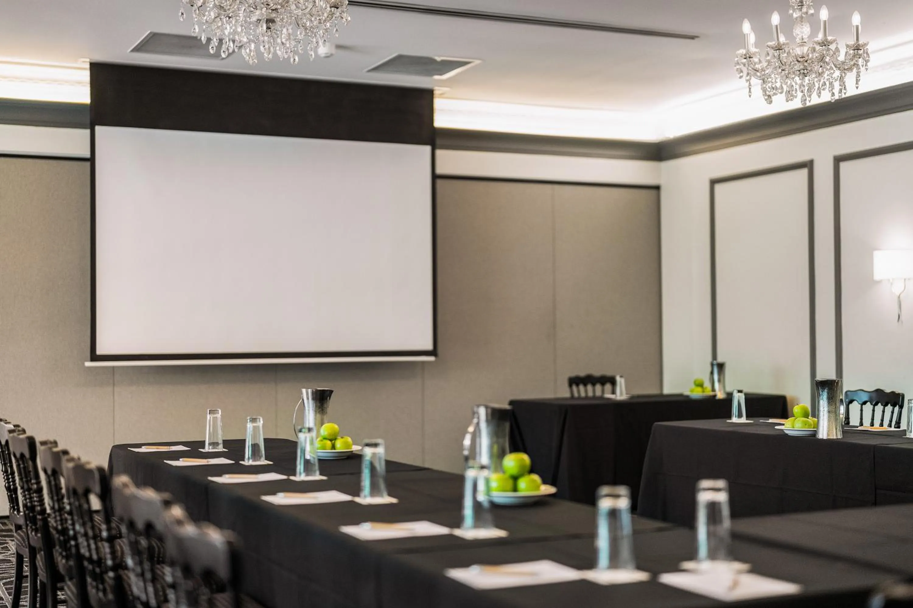 Meeting/conference room in Peppers Manor House