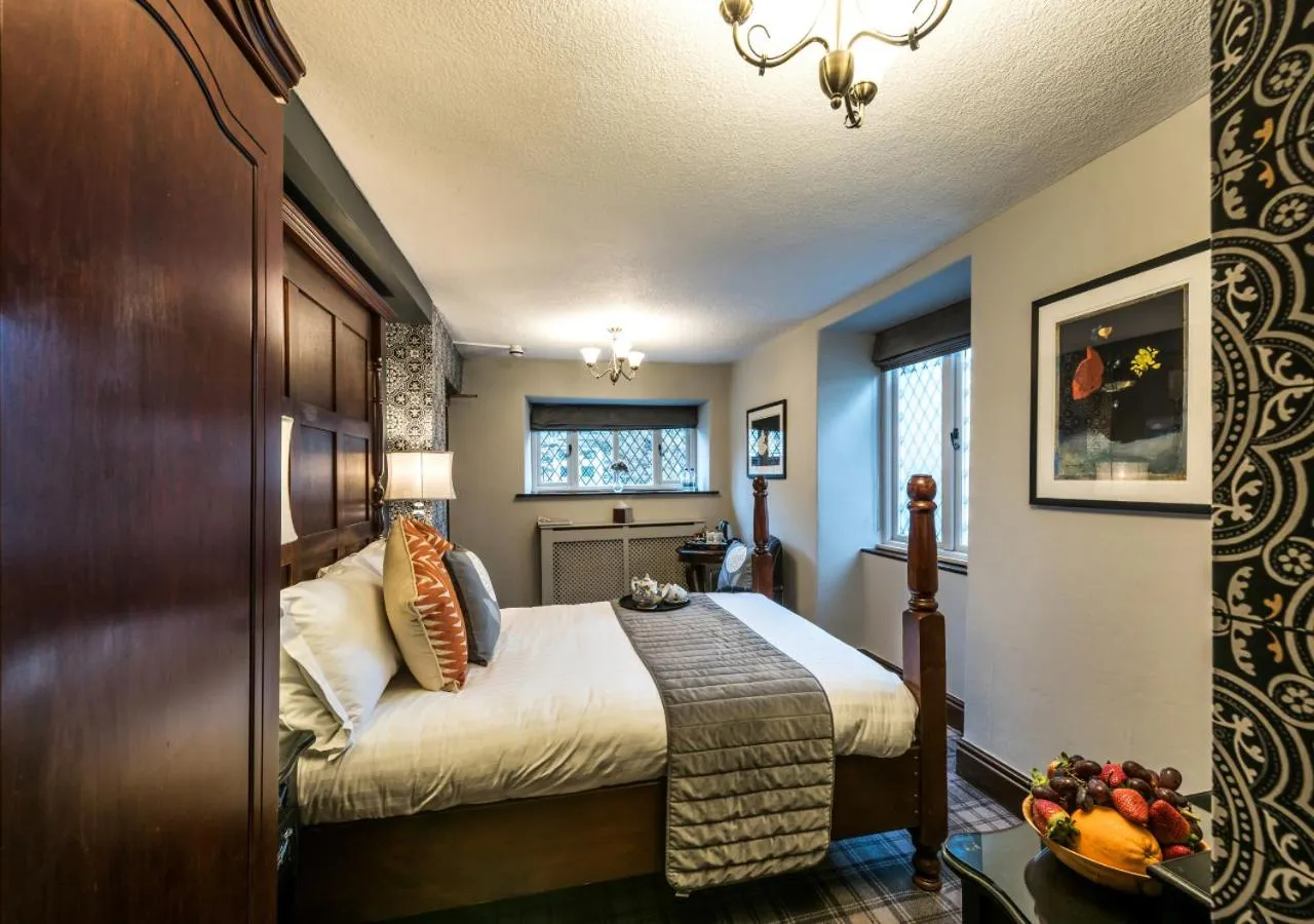 Bed in Broadoaks Boutique Country House