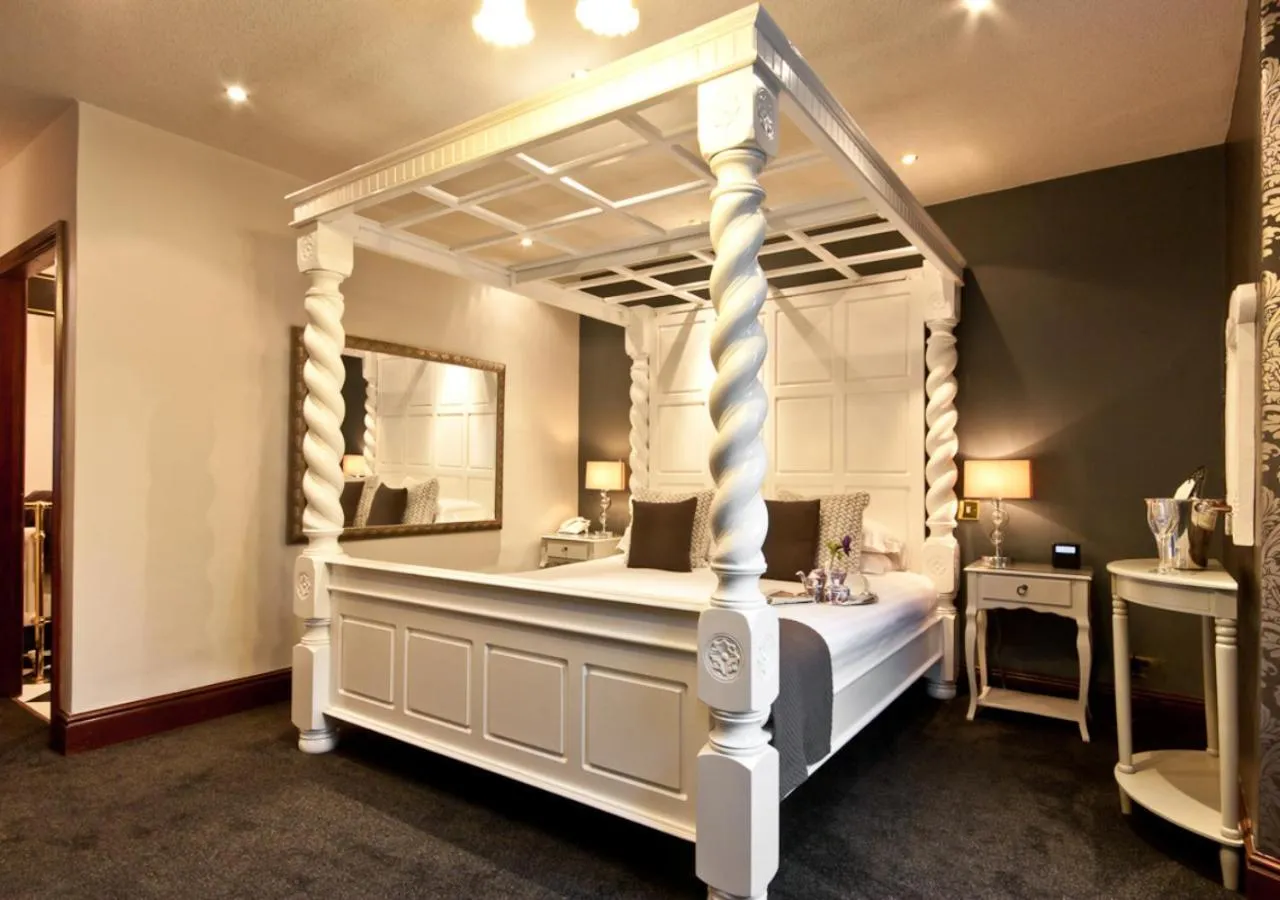 Bed in Broadoaks Boutique Country House