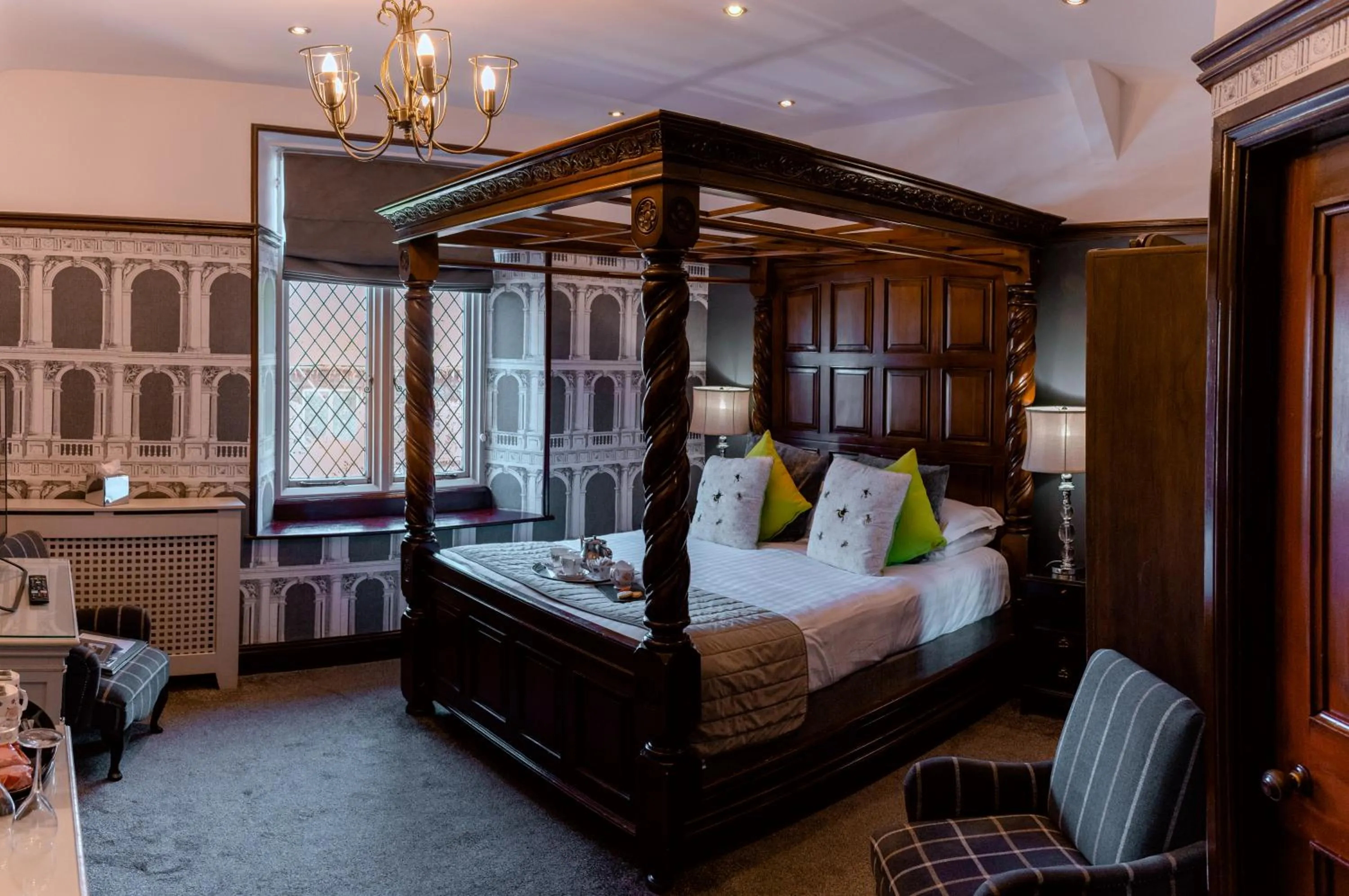 Bed in Broadoaks Boutique Country House