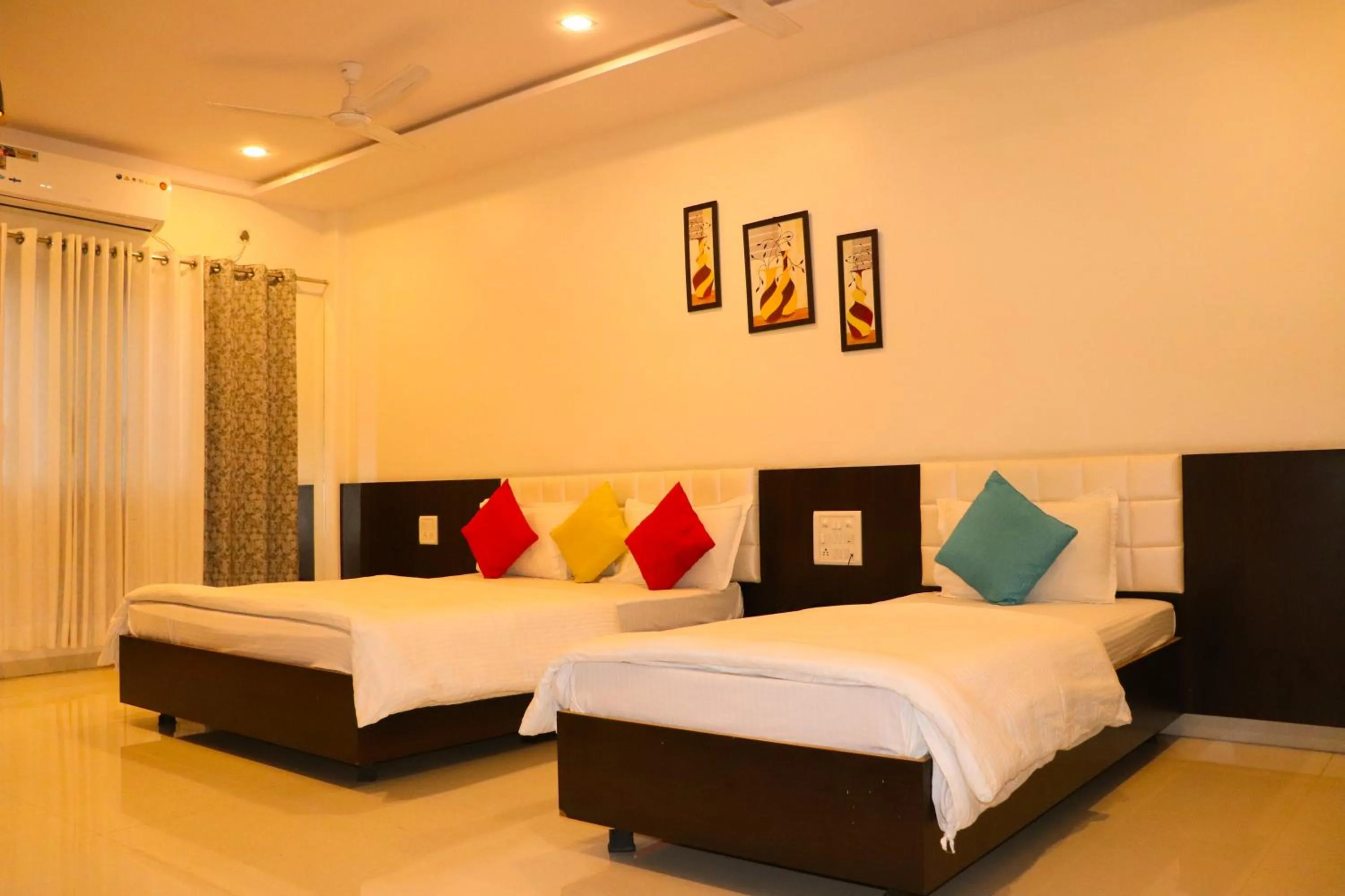 Photo of the whole room, Bed in Hotel Neem Tree